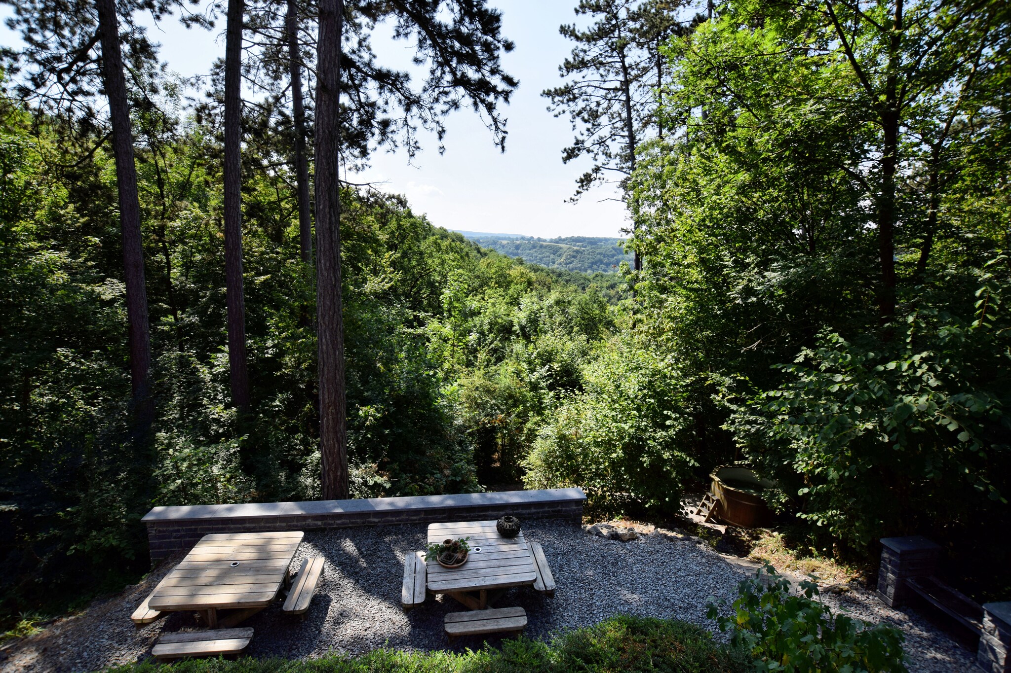 Beautiful, modern house with stunning views, hot tub and sauna in green surroundings