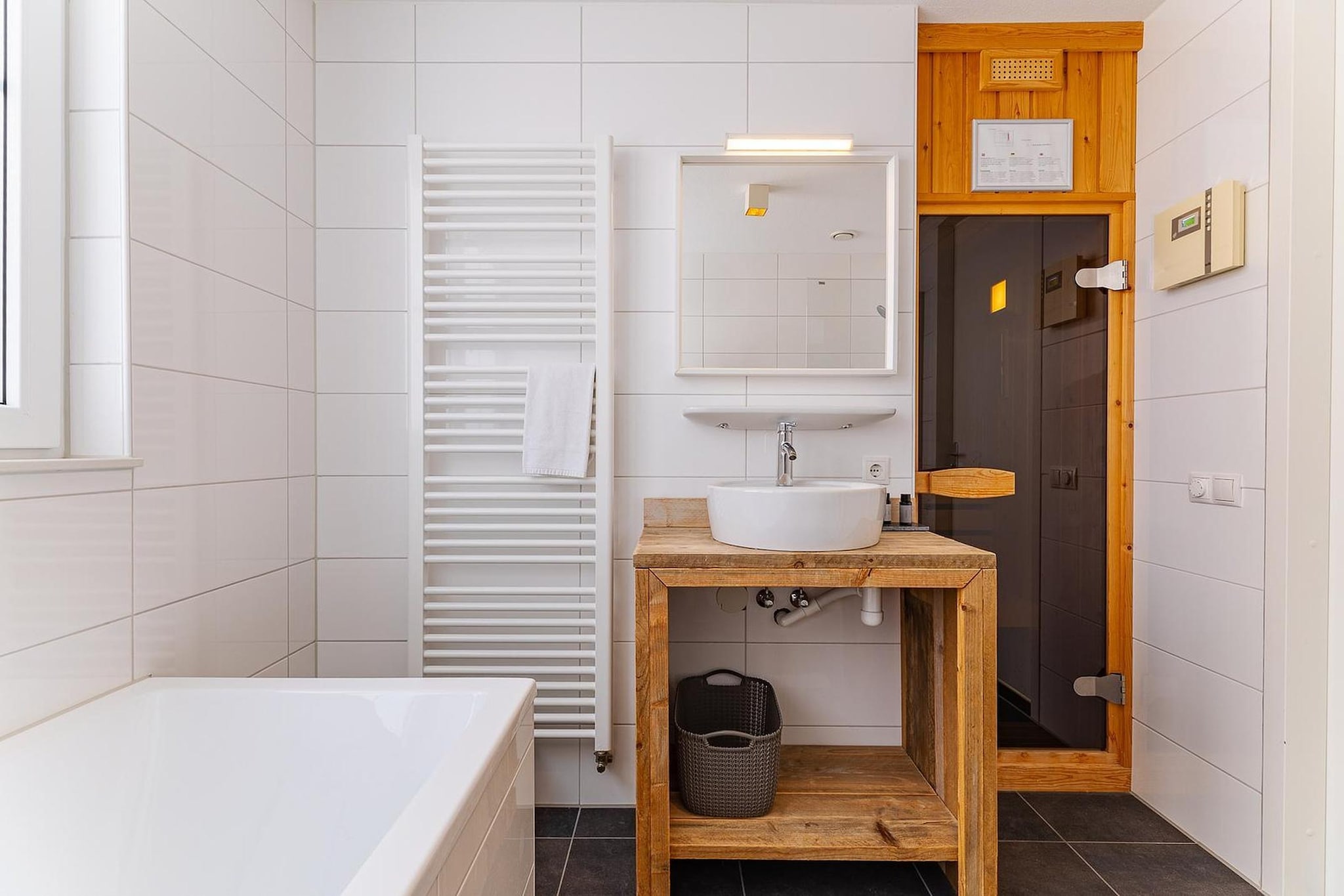 Appartement Kaapduinseweg 13 Dishoek 13D luxe 6p sauna - Badkamer