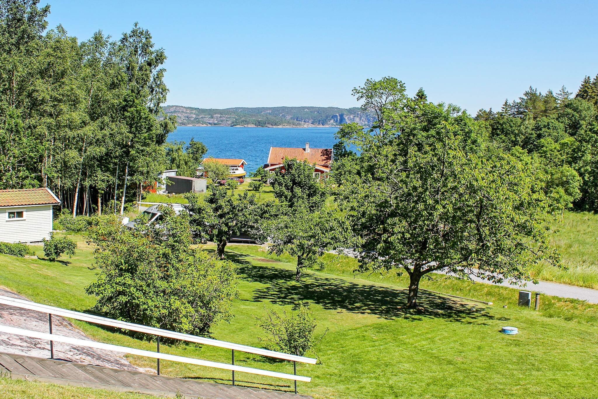 6 person holiday home in BRASTAD