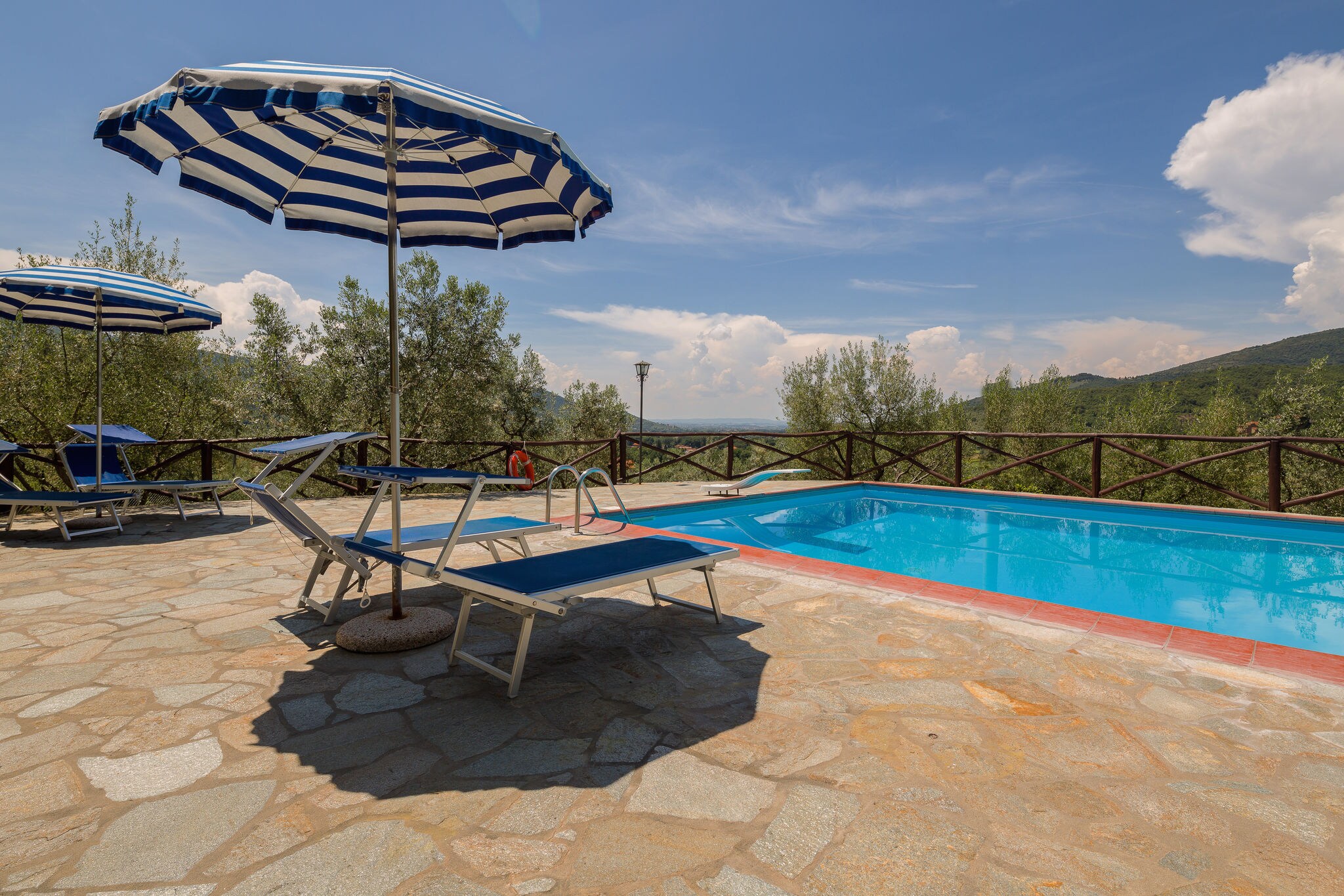 Geräumige Villa mit eigenem Pool in Castiglion Fiorentino