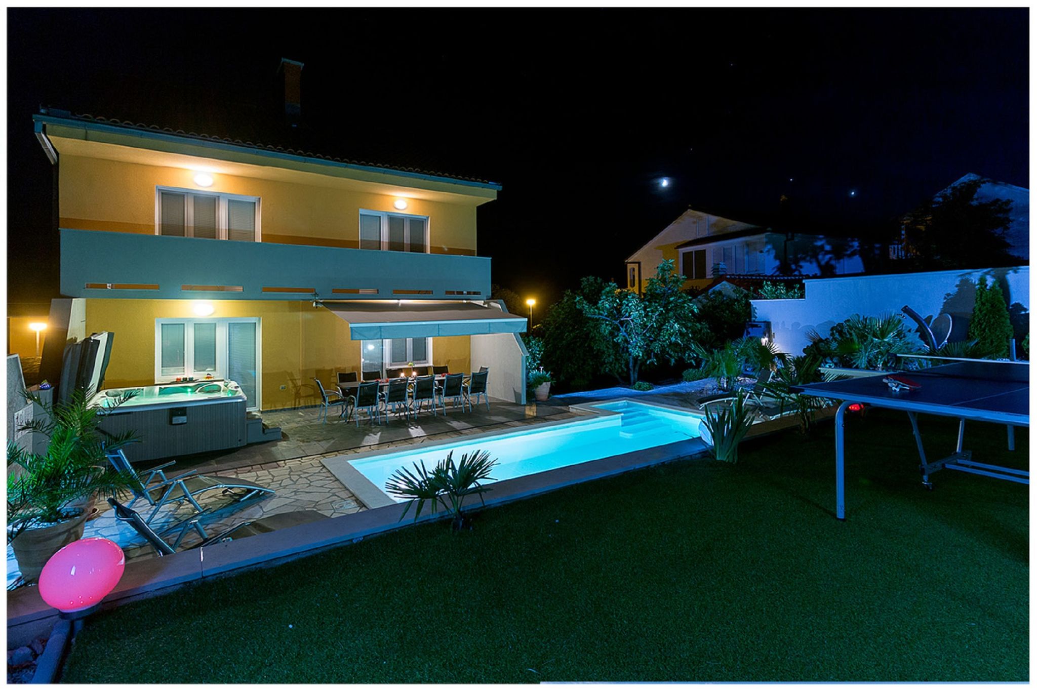 Villa spacieuse à Crikvenica avec piscine privée