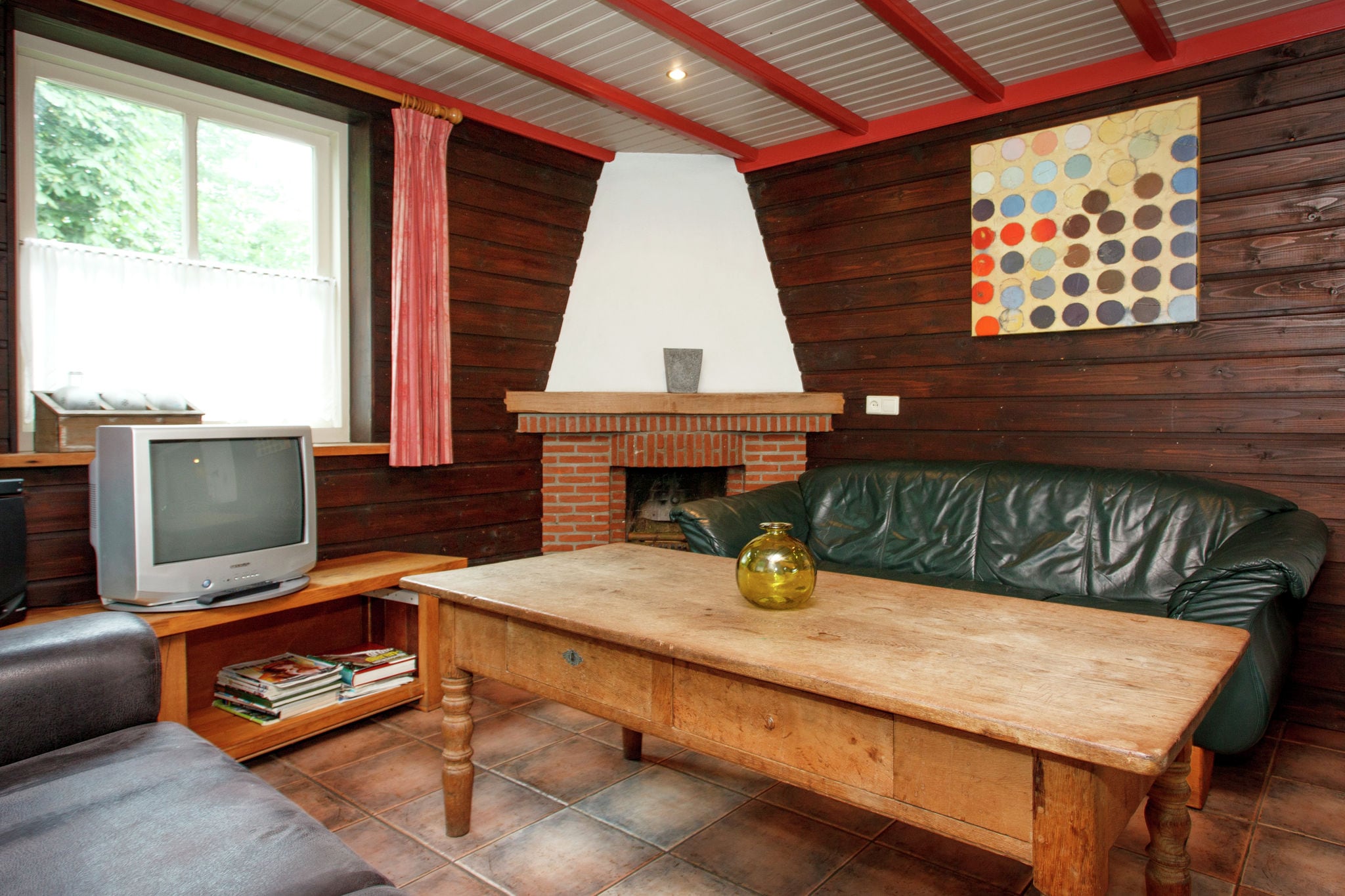 Belle maison de vacances à Reusel avec cheminée
