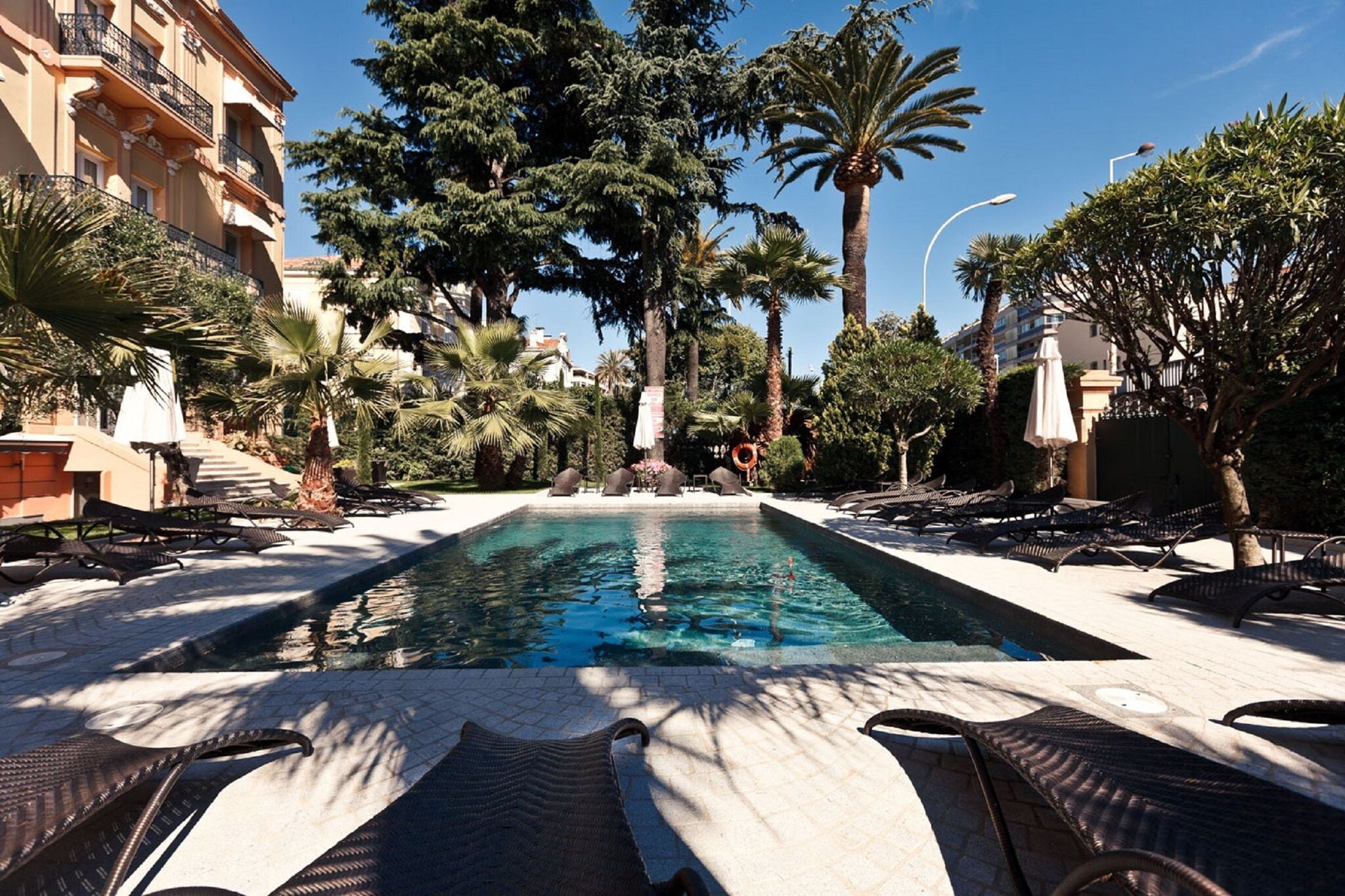 Luxueux appartement moderne dans la célèbre ville de Cannes