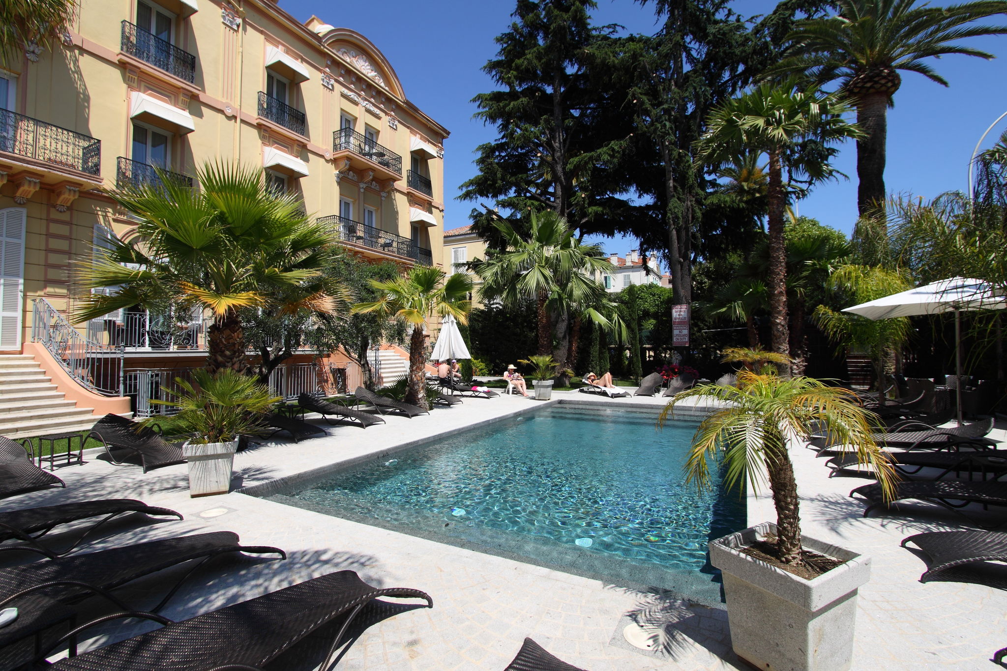 Appartement luxueux avec patio dans la célèbre ville de Cannes