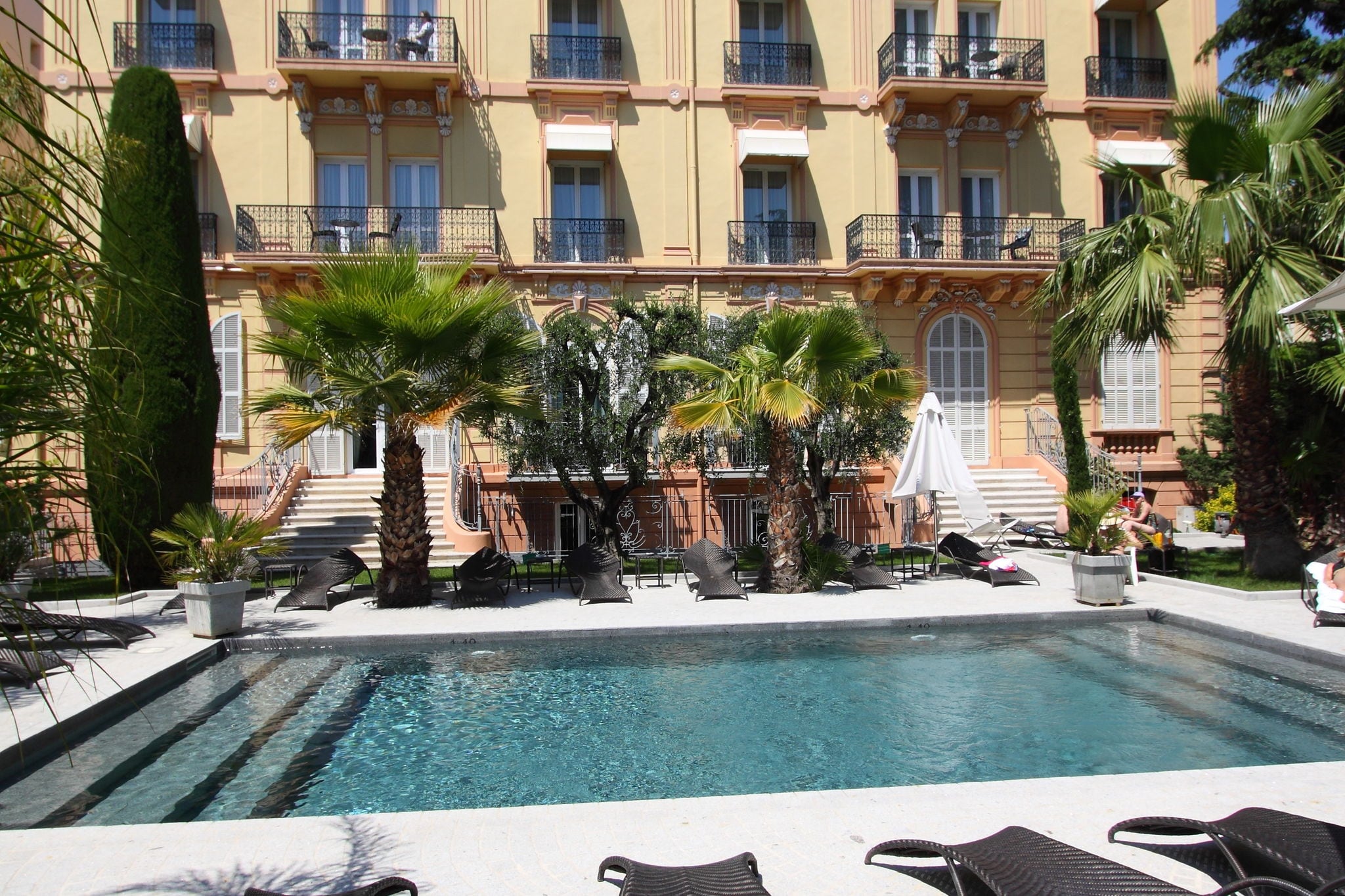 Luxueus appartement met patio in de beroemde stad Cannes