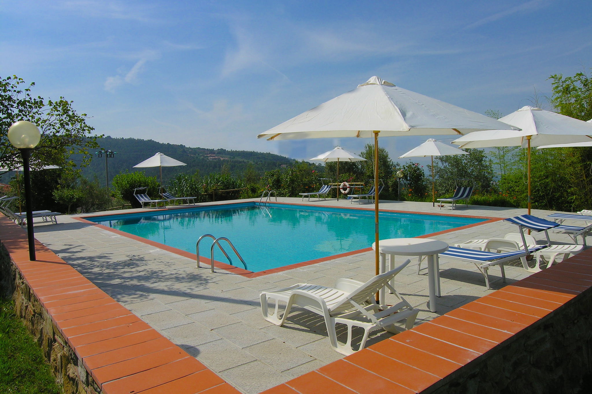 Ferme à Castelfranco di Sopra avec piscine