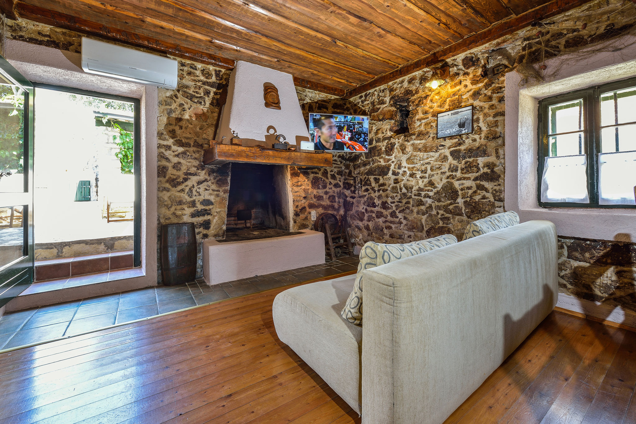 Pet-friendly Holiday Home in Sukošan with bubble bath