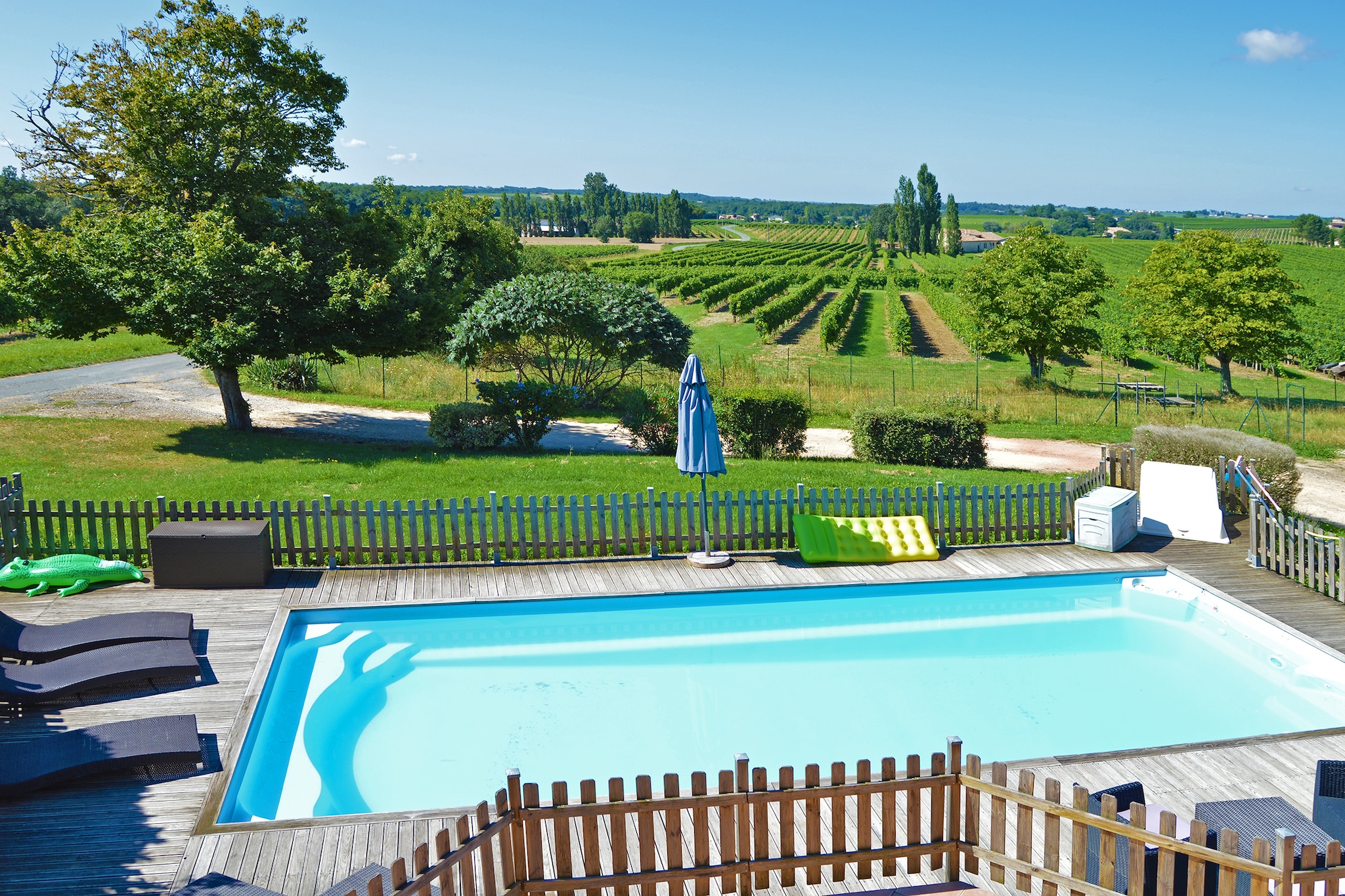 Gîte avec piscine privée belles vues