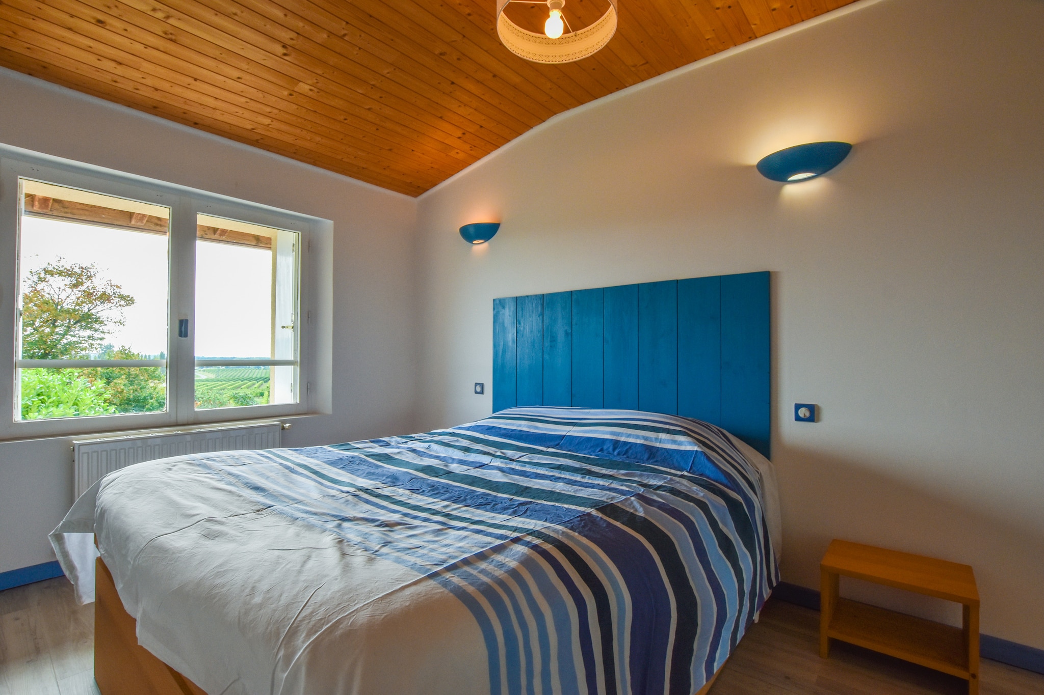 Gîte avec piscine privée belles vues-Schlafzimmer