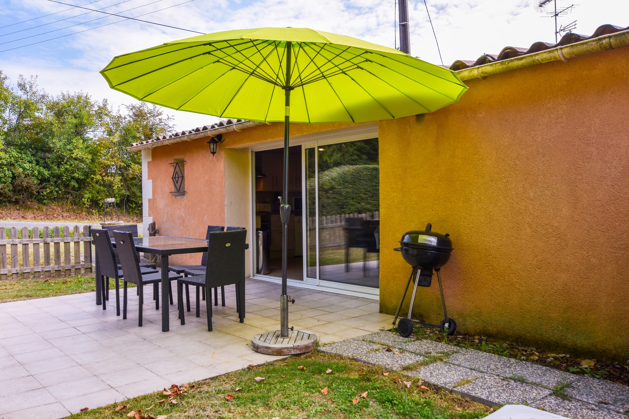 Gîte avec piscine privée belles vues-Terrasse/Balkon