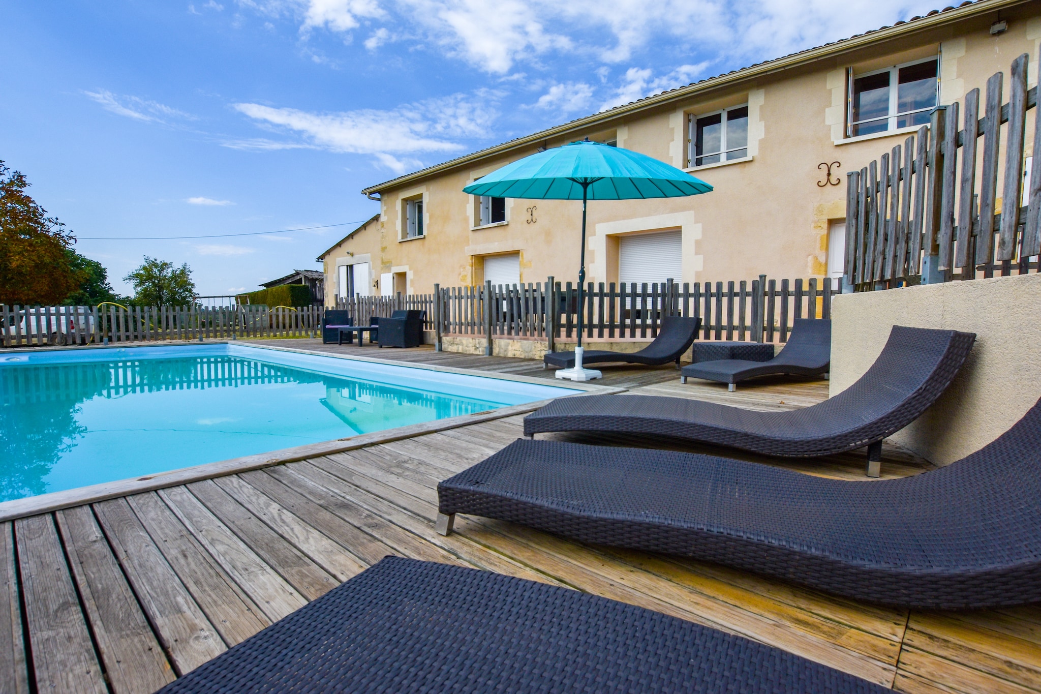 Gîte avec piscine privée belles vues