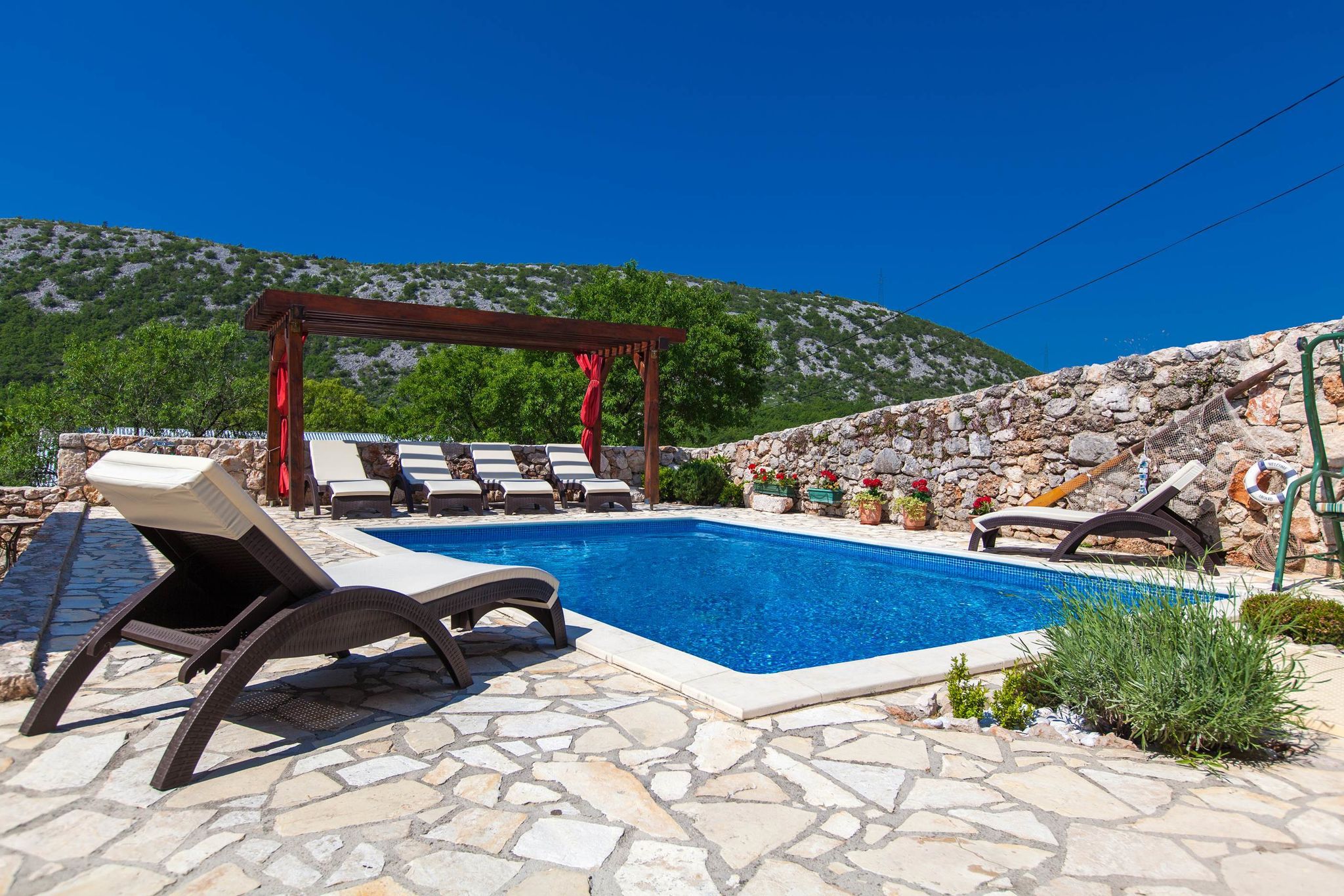 Authentieke grote villa met privézwembad en wellness!