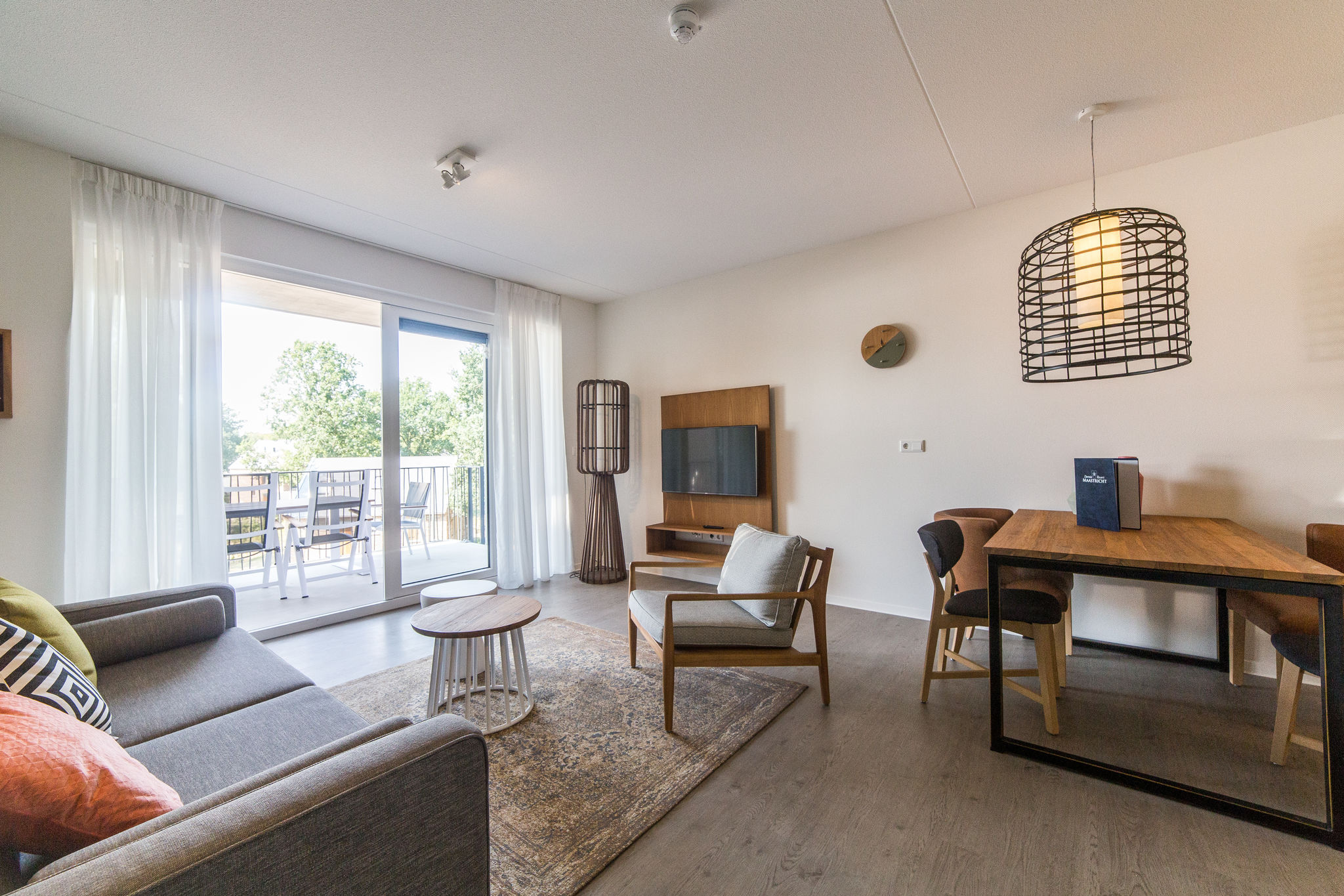 Modern apartment, just 4 km. from Maastricht