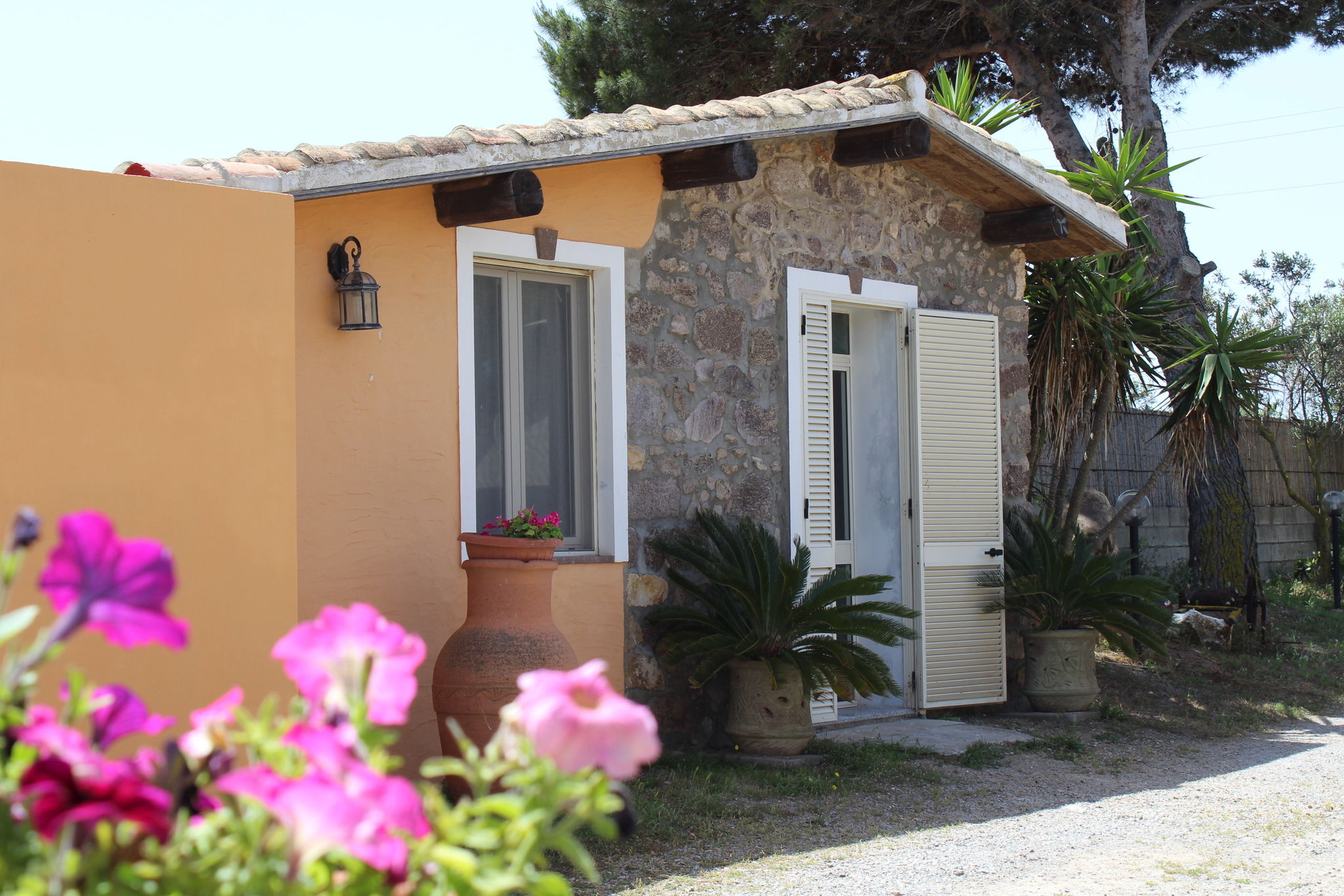 Gemütliches Ferienhaus in Calasetta (Sardinien) mit Garten