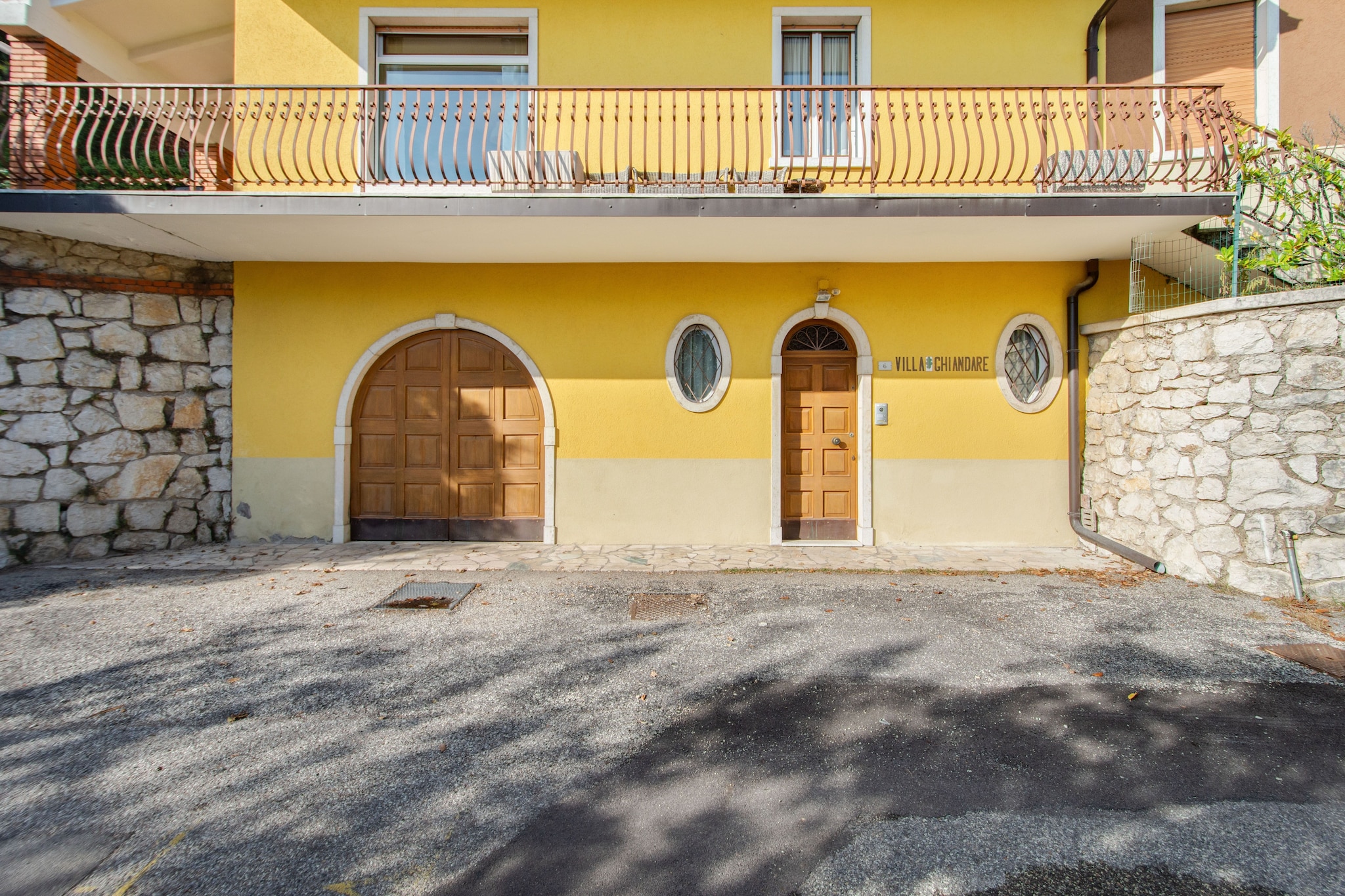 Exterior Summer