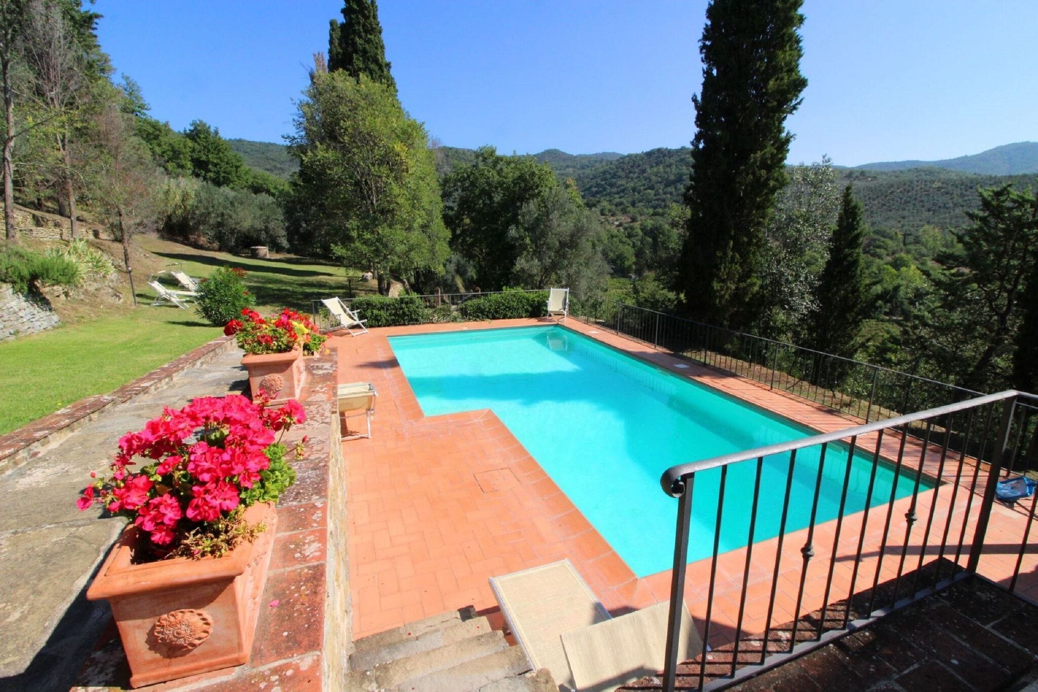 Holiday Home in Castiglion Fiorentino with Swimming Pool