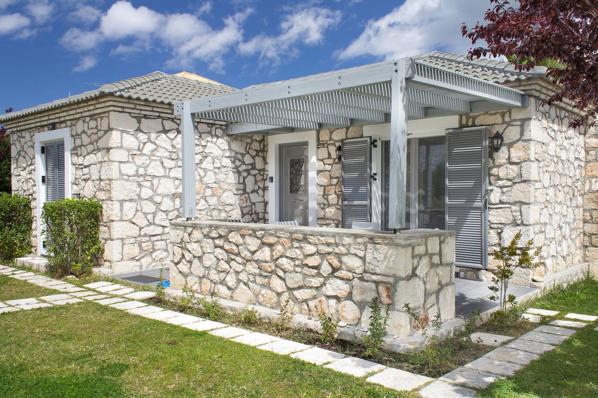 Exterior Summer