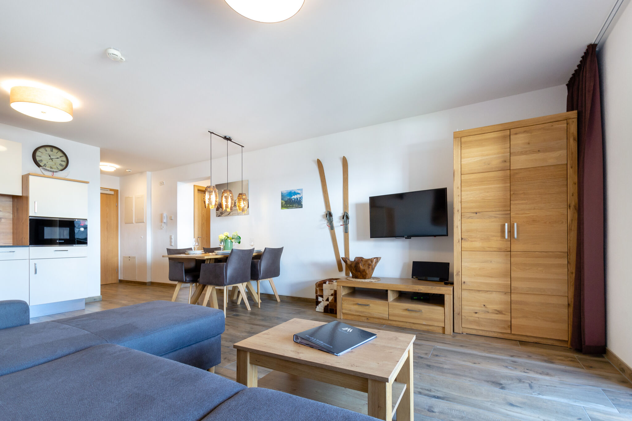 Spacious apartment in Piesendorf with sauna