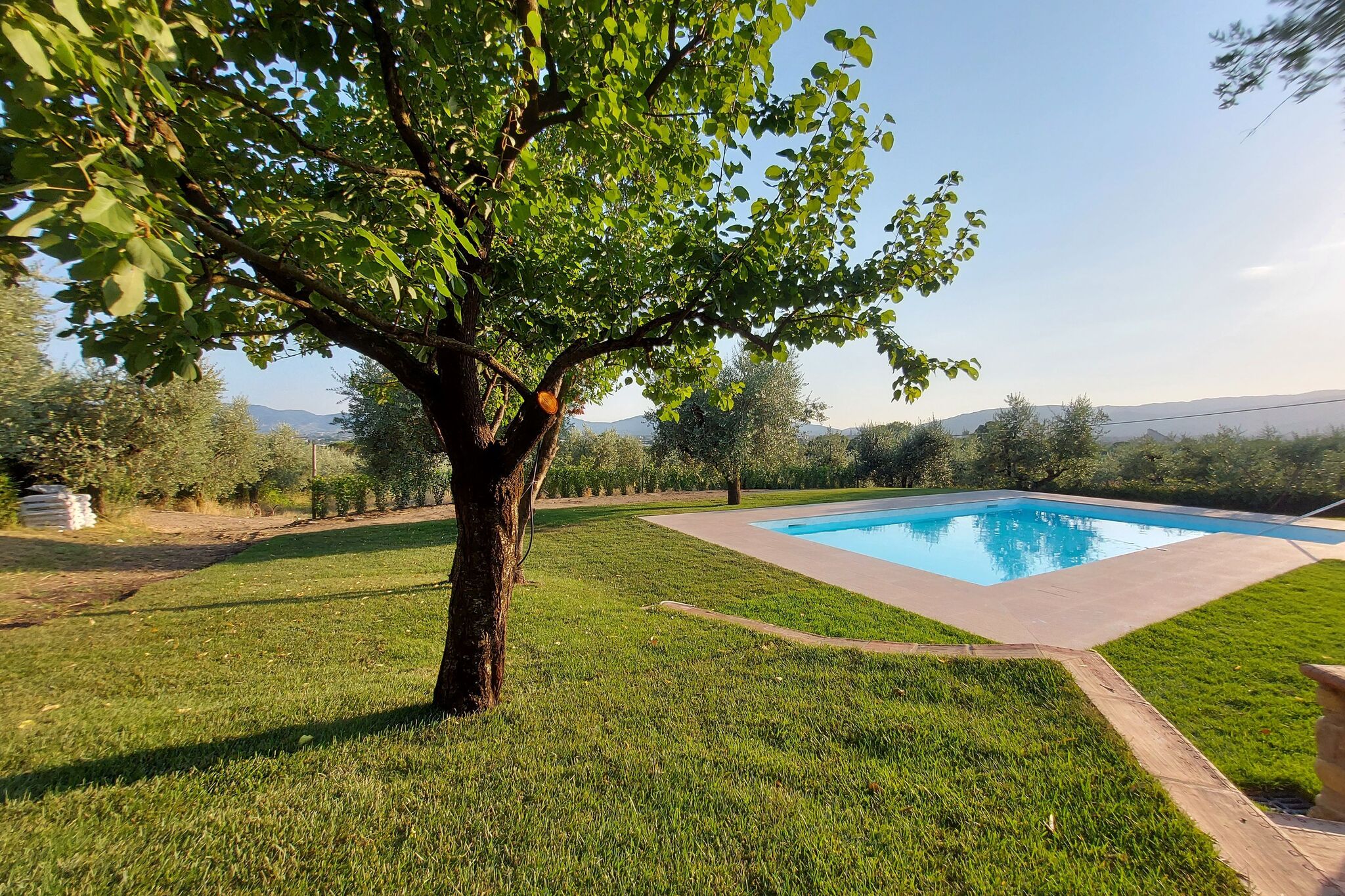Maison de vacances confortable avec piscine située à Pistoia