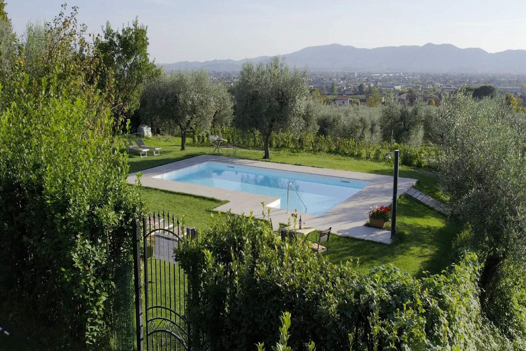 Simplistic Holiday Home in Pistoia with Terrace & Garden