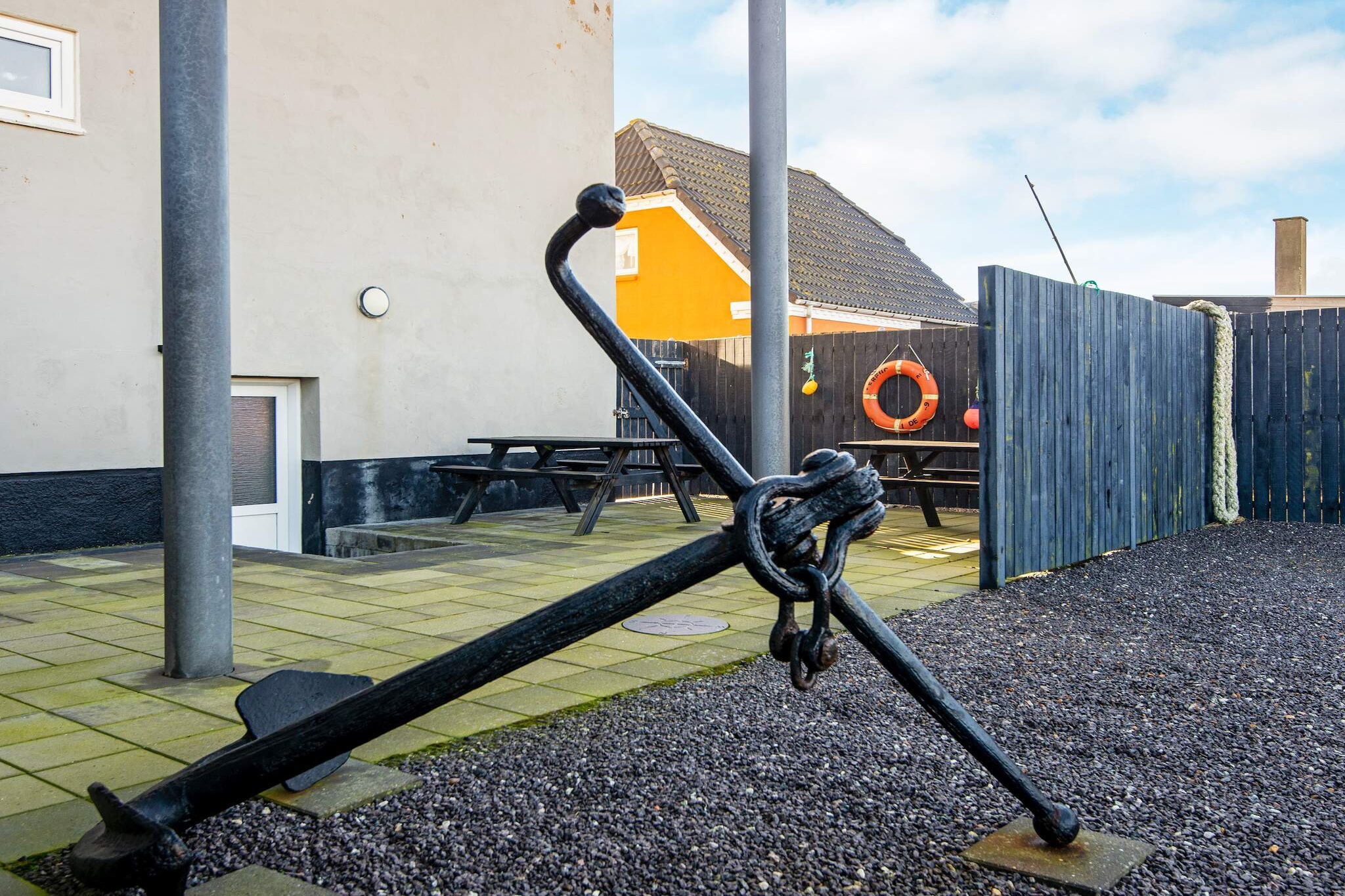 Internet Access DSL, open kitchen(cooker(electric), hood, coffee machine, microwave, dishwasher, freezer(100-139L), fridge-freezer, washing machine(shared with other guests)), Living/bed room(double folding bed, TV(cable, german television channels, danish TV channels (DR1 and TV2)), radio, CD player, stereo unit), bedroom(double bed, 2x bunk bed), bathroom(bathtub or shower, washbasin, toilet), patio, terrace, BBQ, fish cleaning table