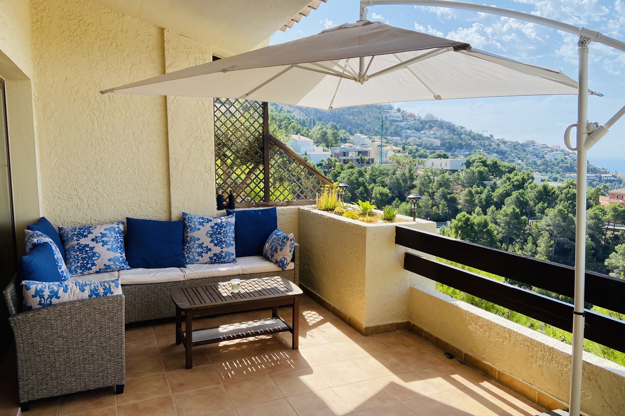“Casa Panorama”  prachtige vakantiewoning in Altea Hills met adembenemend uitzicht op zee