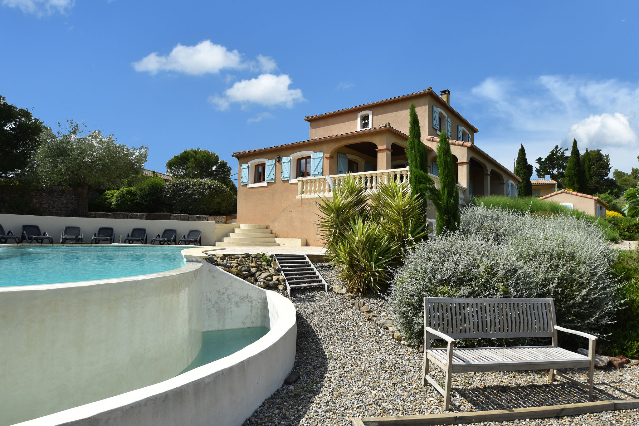 Villa avec piscine privée à Montbrun-des-Corbières