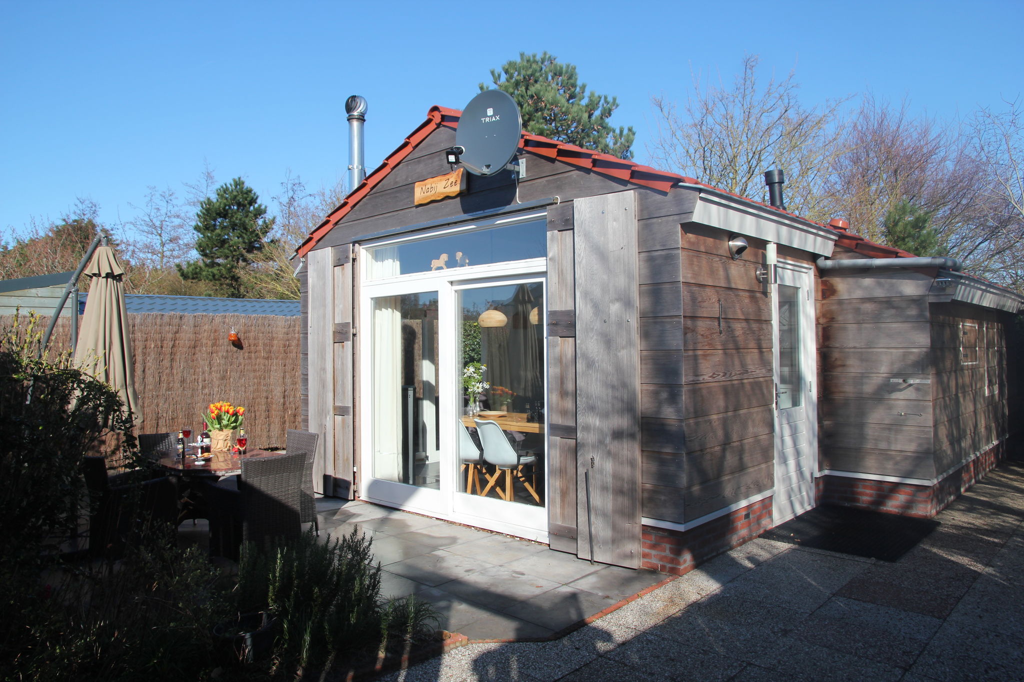 Home in Egmond aan den Hoef with Private Terrace and Garden