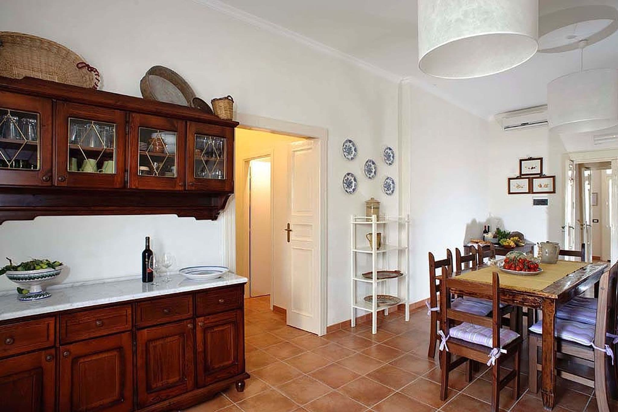 Ancient countryside residence with pool, in the heart of the Baroque Sicily.