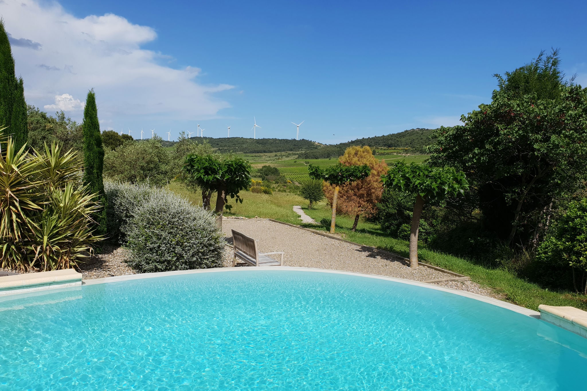 Superbe villa avec piscine privée à Montbrun-des-Corbières