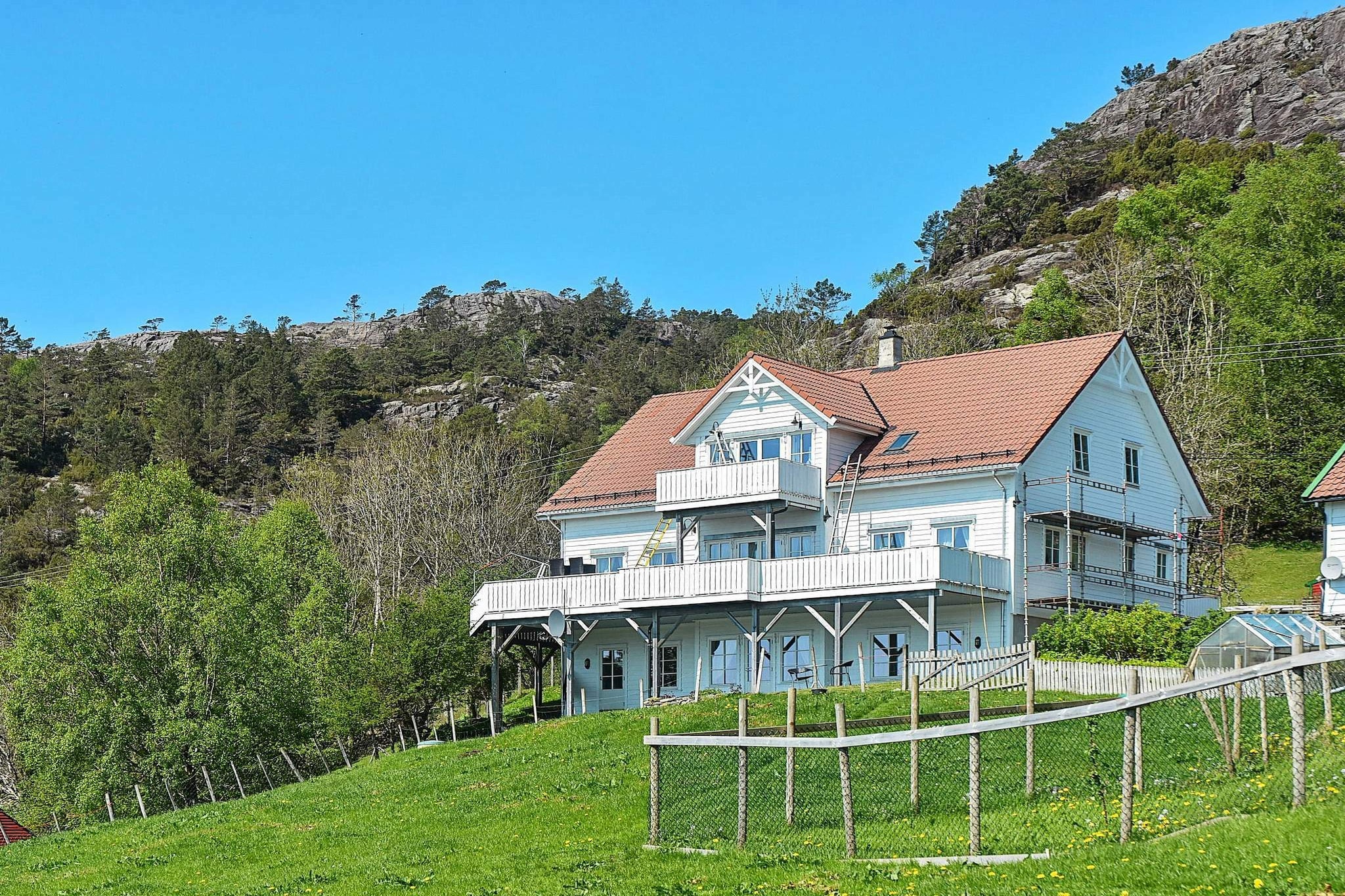 6 person holiday home in Onarheim