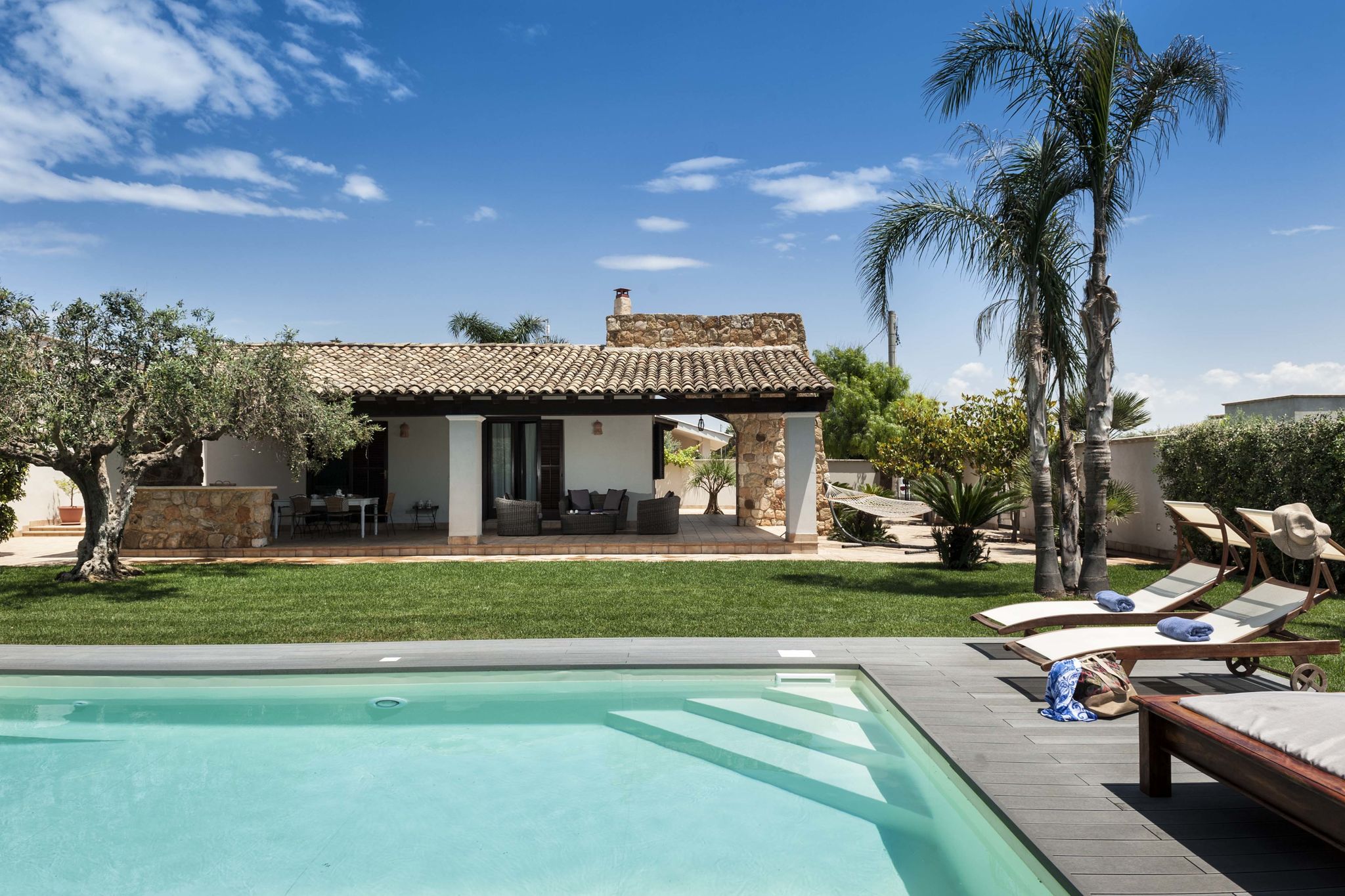 Moderne villa in Mazara del Vallo op 250 m van het strand