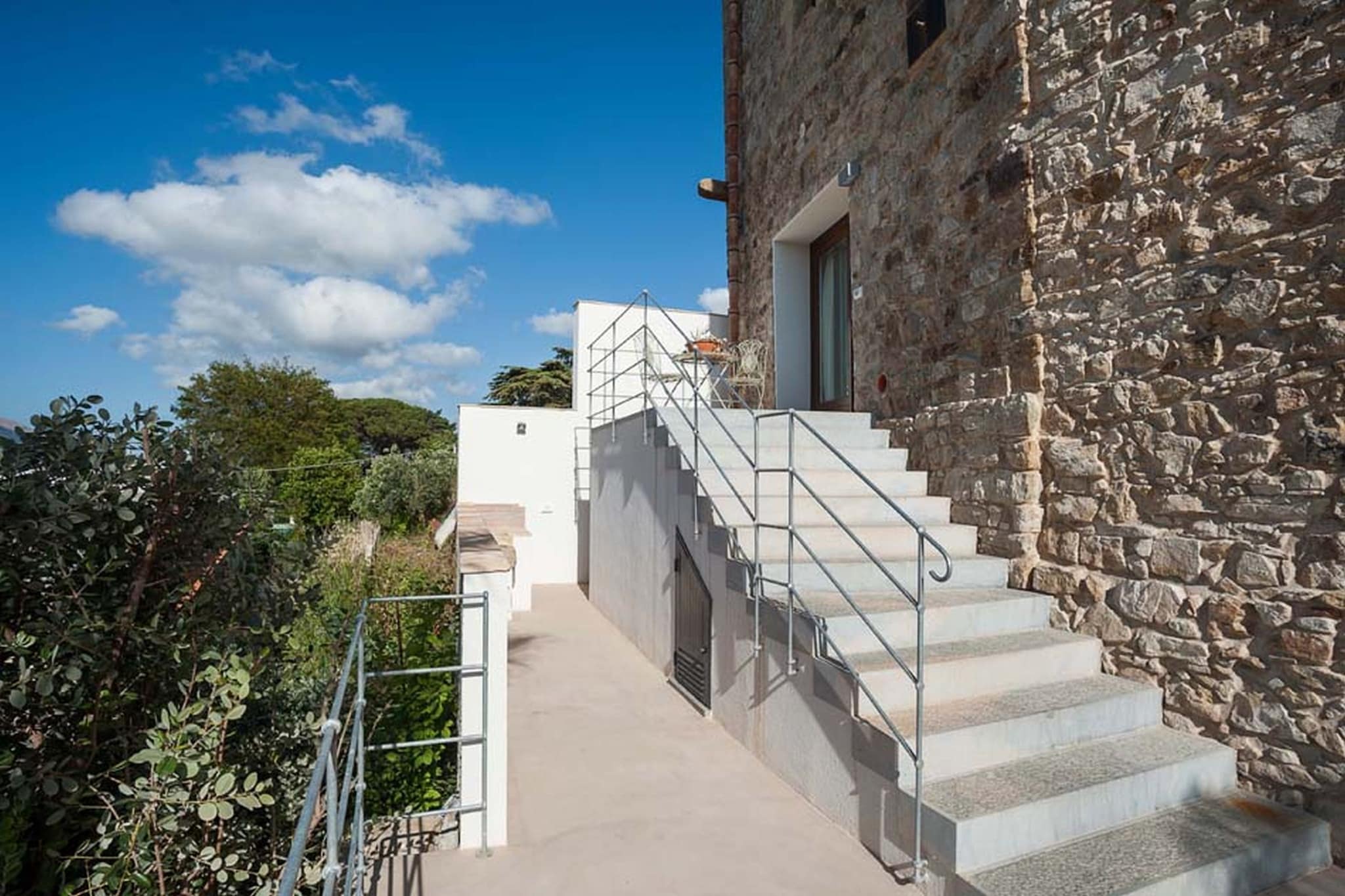 Holiday Home in Buseto near Beach & Pool