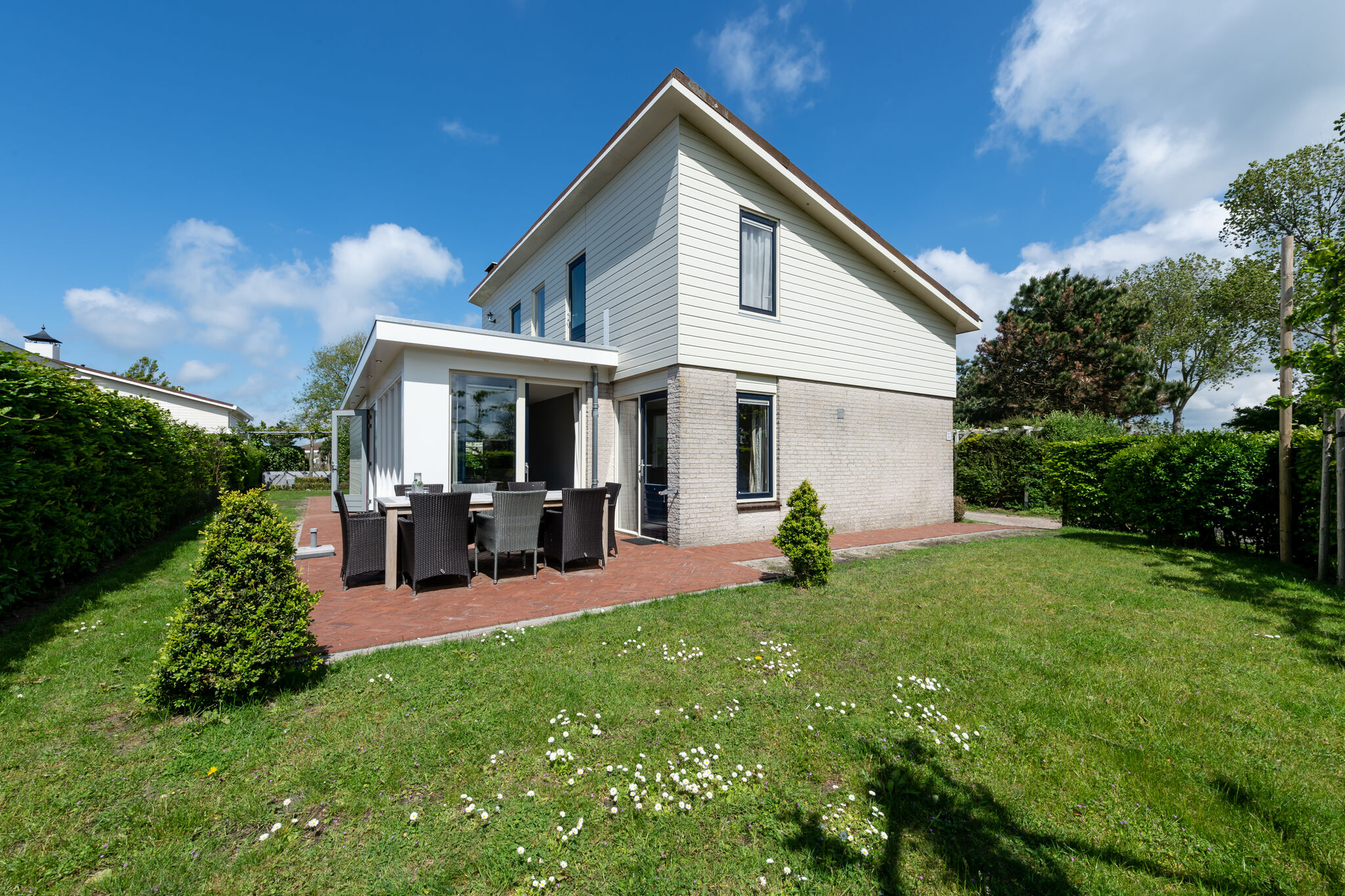 Spacious detached holiday home