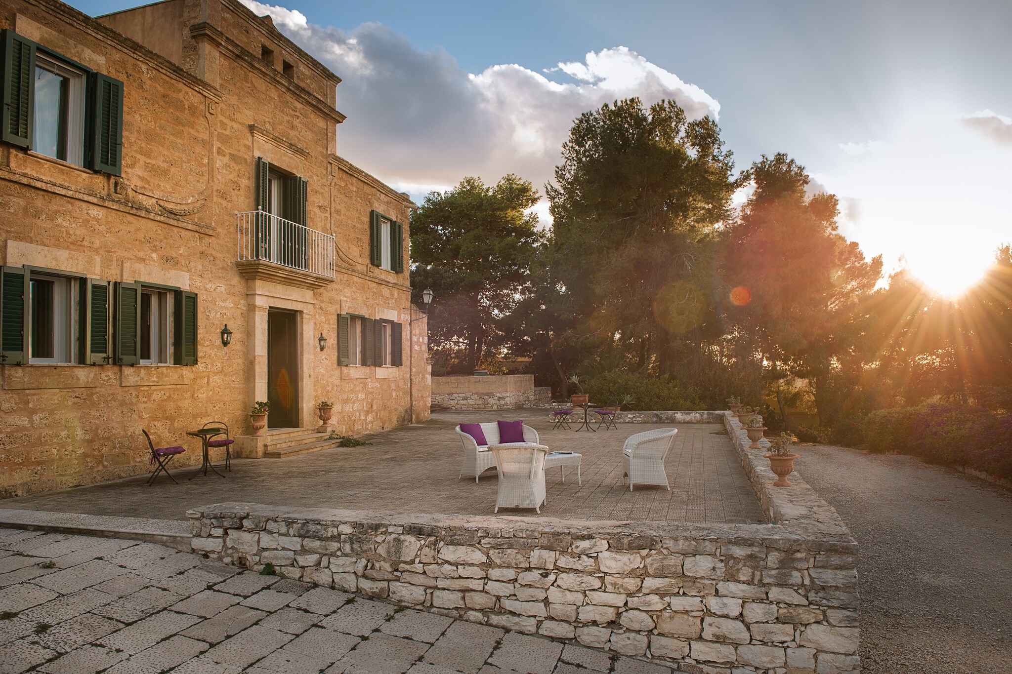 Located in Paceco, this villa has 5 bedrooms and hosts a group of 9 or families with children. It is ideal for a vacation in the countryside enjoying the private swimming pool and air conditioning.



You can explore the towns of Erice, Marsala and Trapani in a short drive. There are also other attractions in the vicinity like the island of Mozia, the ancient salt pans, the beaches of Marsala and San Vito Lo Capo, the Zingaro and the Stagnone nature reserves, the temples of Segesta and Selinunte. You can also enjoy the nearby beach at 9 km. 



The air conditioned house offers you a cozy stay with a living room to enjoy movies and music and a sitting room on the first floor to relax. Kids have a high chair in the dining room and also a children's bed.  From the terrace and garden with furniture, you can enjoy a wonderful barbecue and also views of the countryside, from Erice to the salt pans, the sea and the Egadi islands.



Trapani Airport is 10 km away and train station is at 8 km.