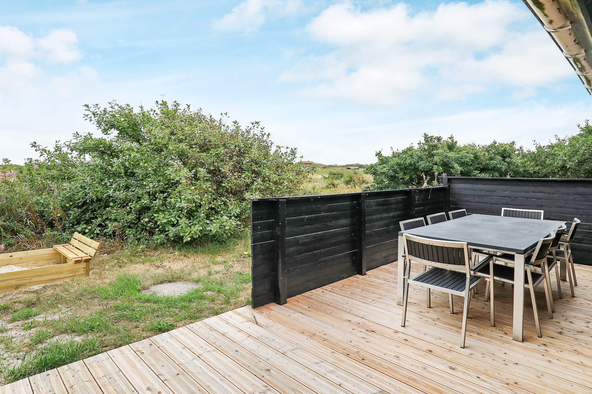 Kustliche Ruhe in Henne Strand-By Traum