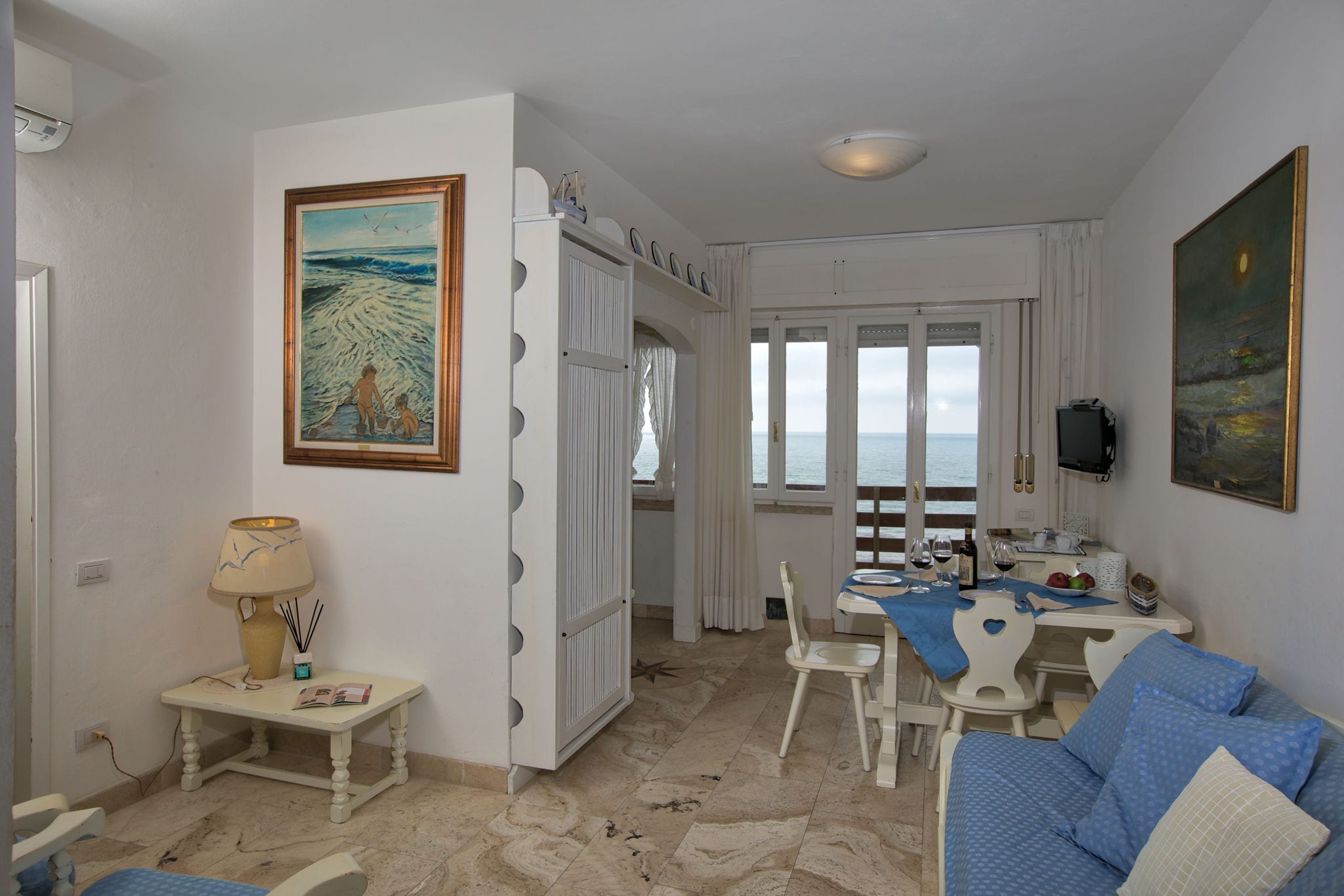 Maison de vacances moderne avec vue sur la plage