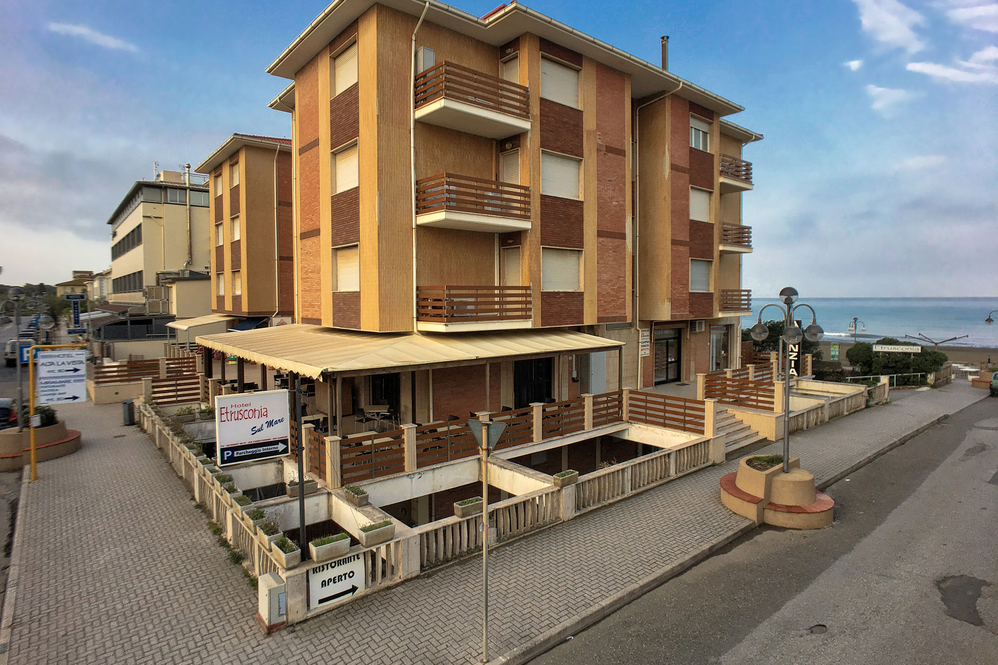 Ferienhaus in Marina di Castagneto Carducci mit Strandblick