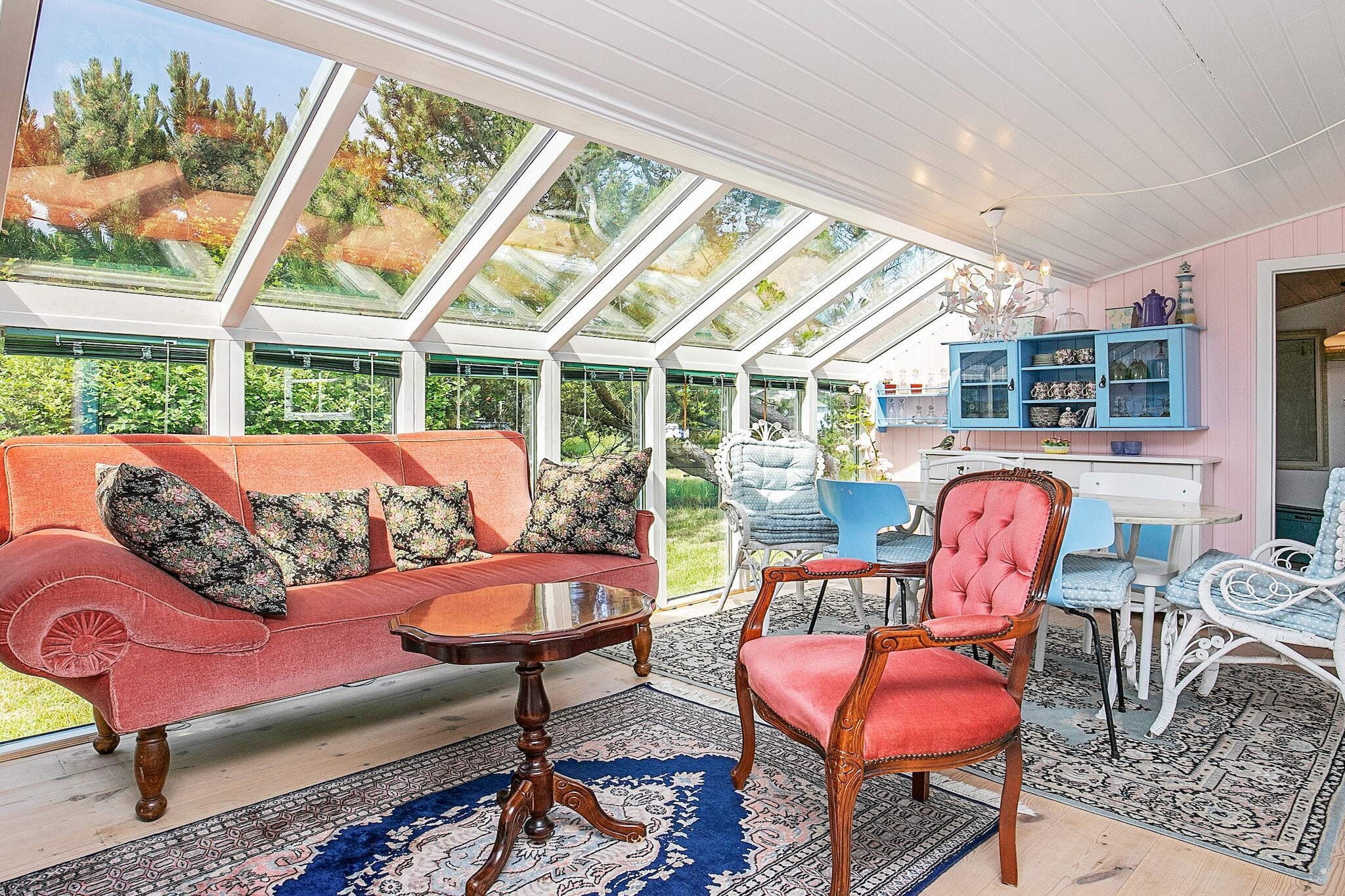 Holiday Home with Terrace & Fire Pit