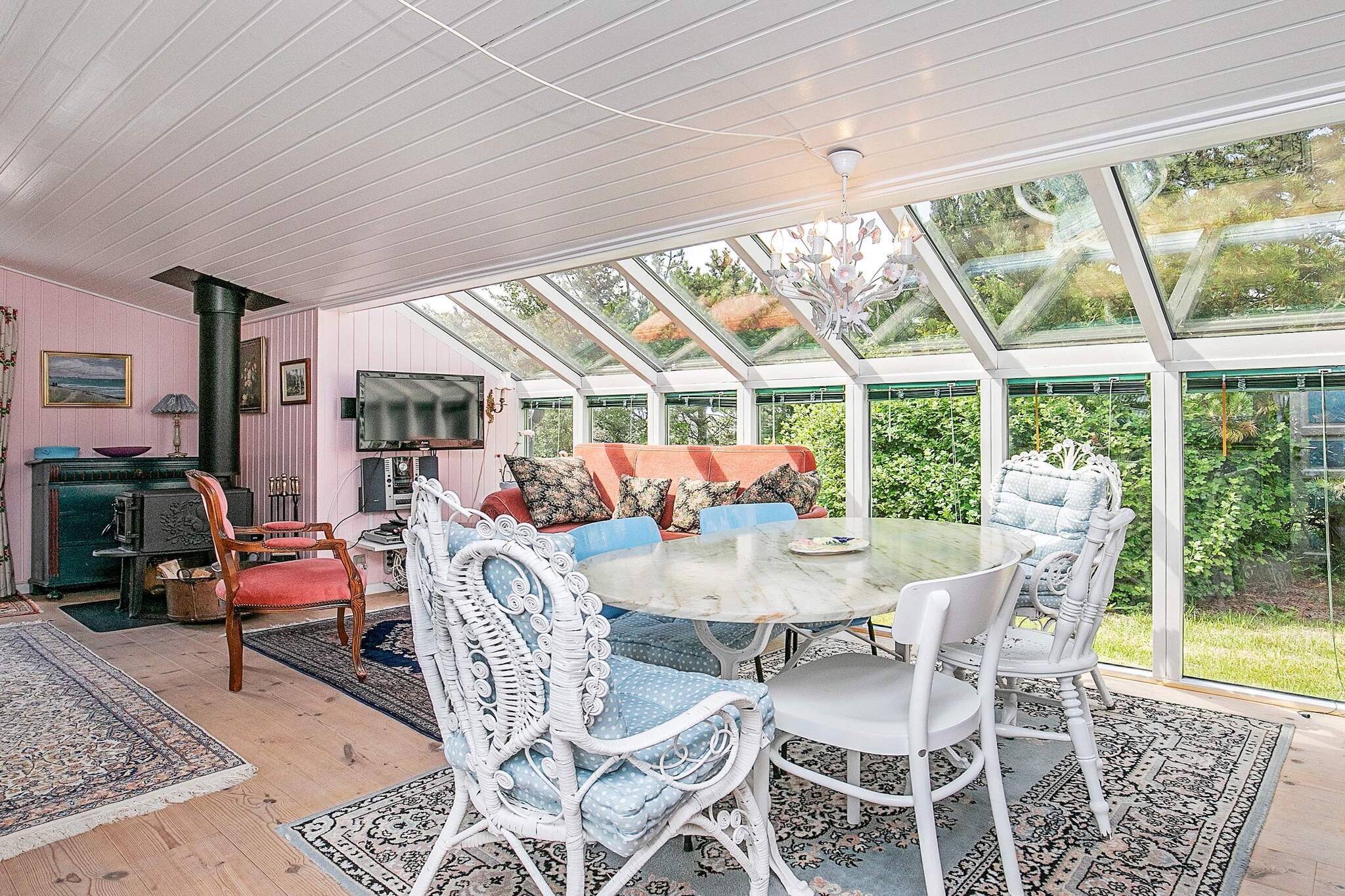 Holiday Home with Terrace & Fire Pit