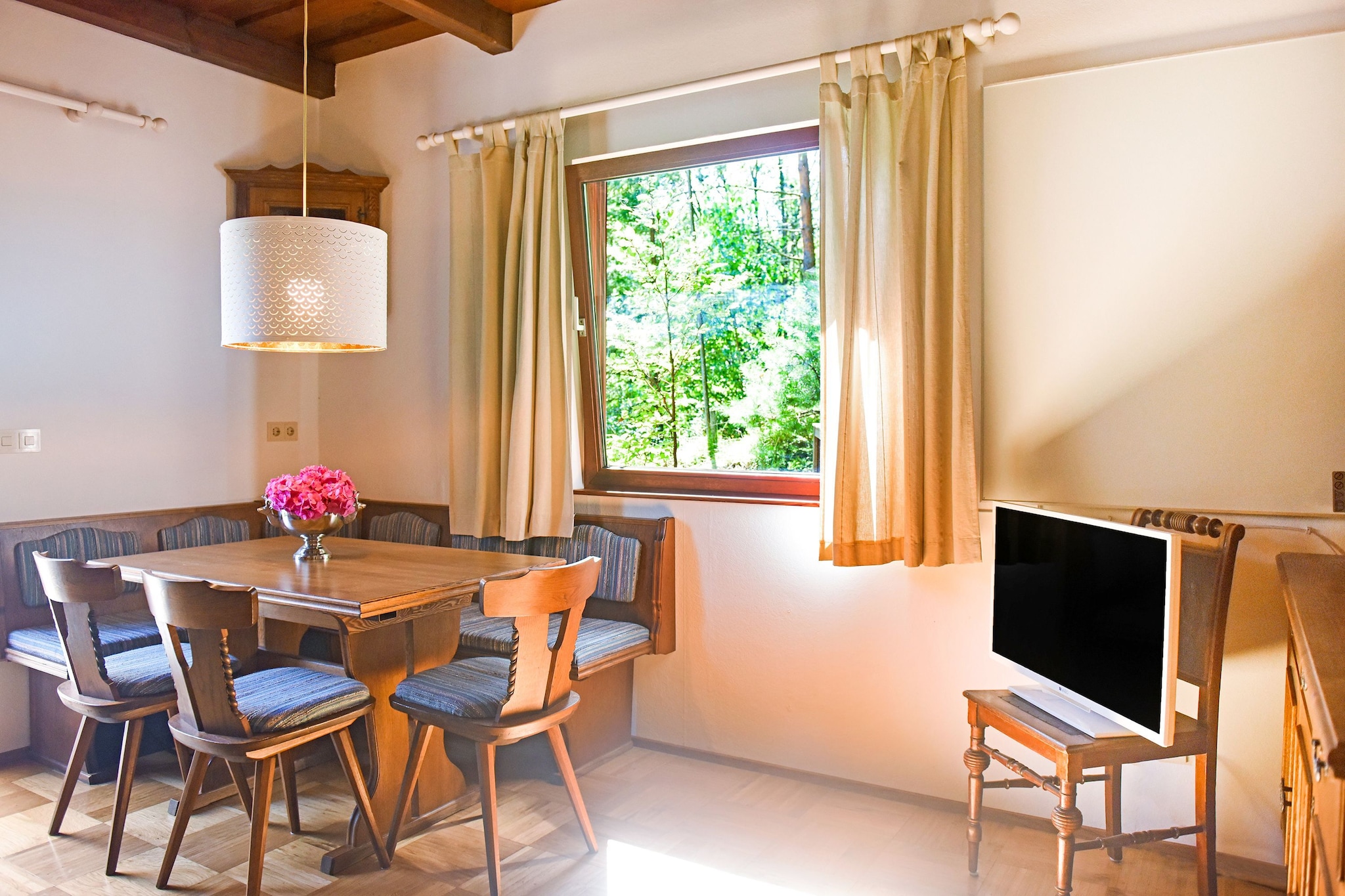 Cozy Chalet in Molln with Garden