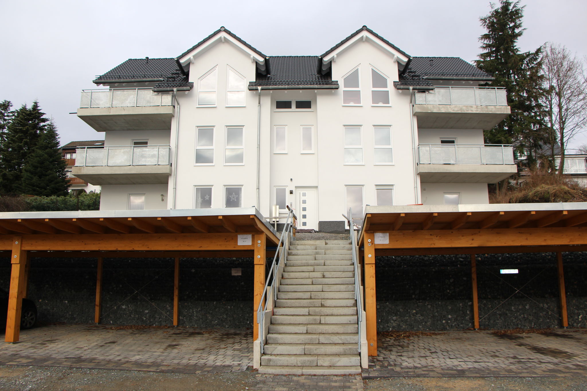 Appartement dicht bij de skiliften, met terras en carport in Winterberg