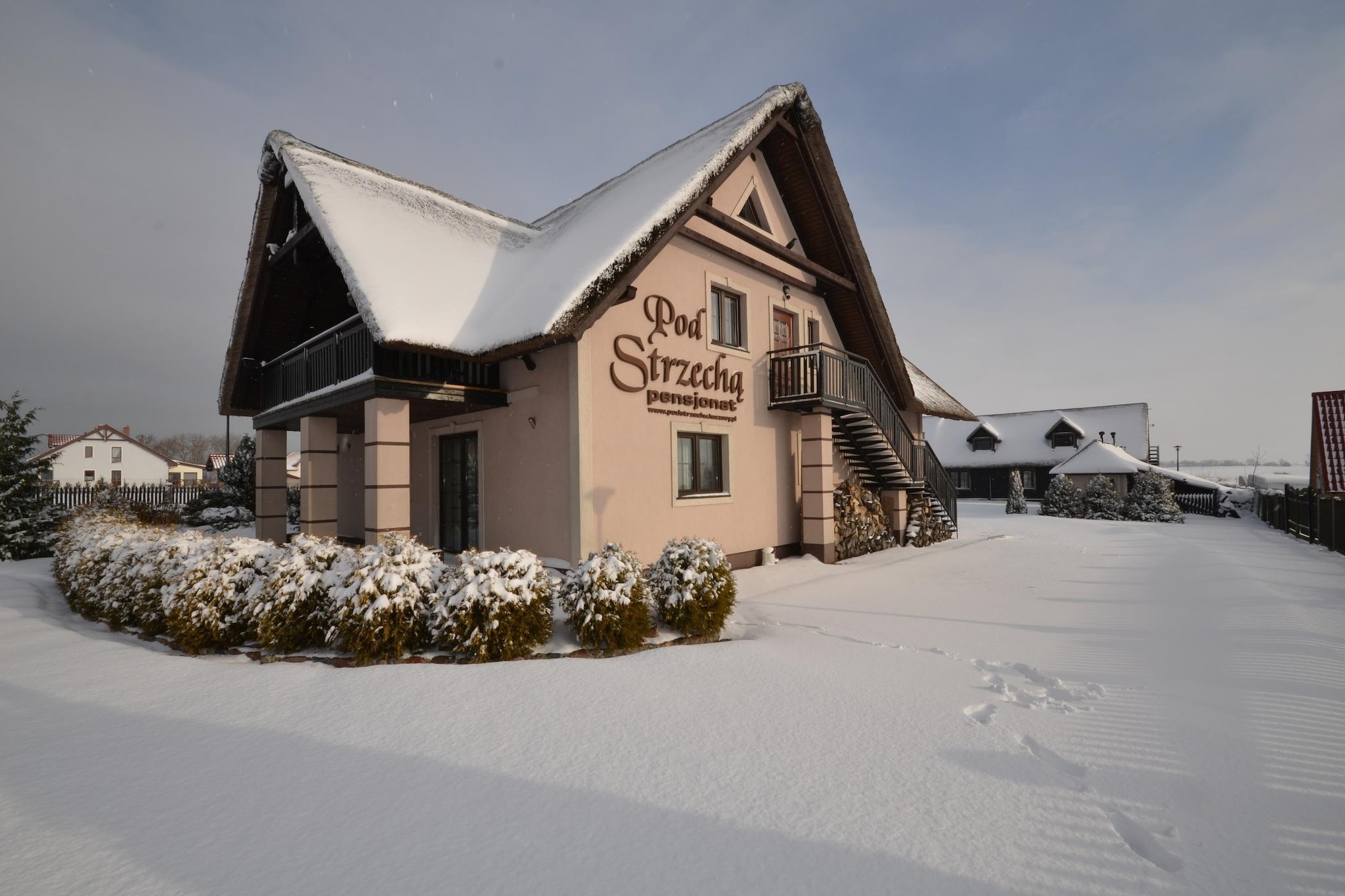 Studio-Exterior winter