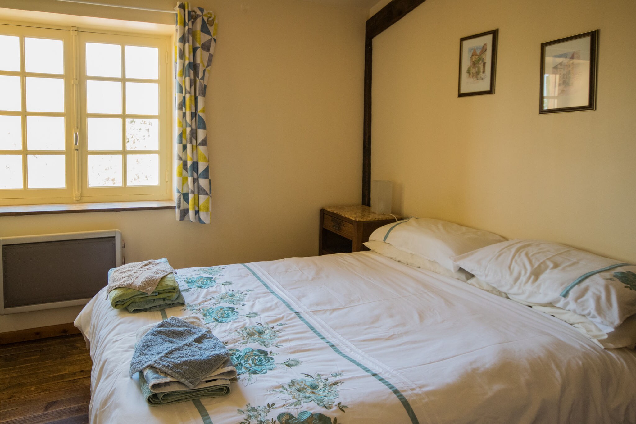 Maison de vacances confortable à Puy-l'Évêque avec terrasse