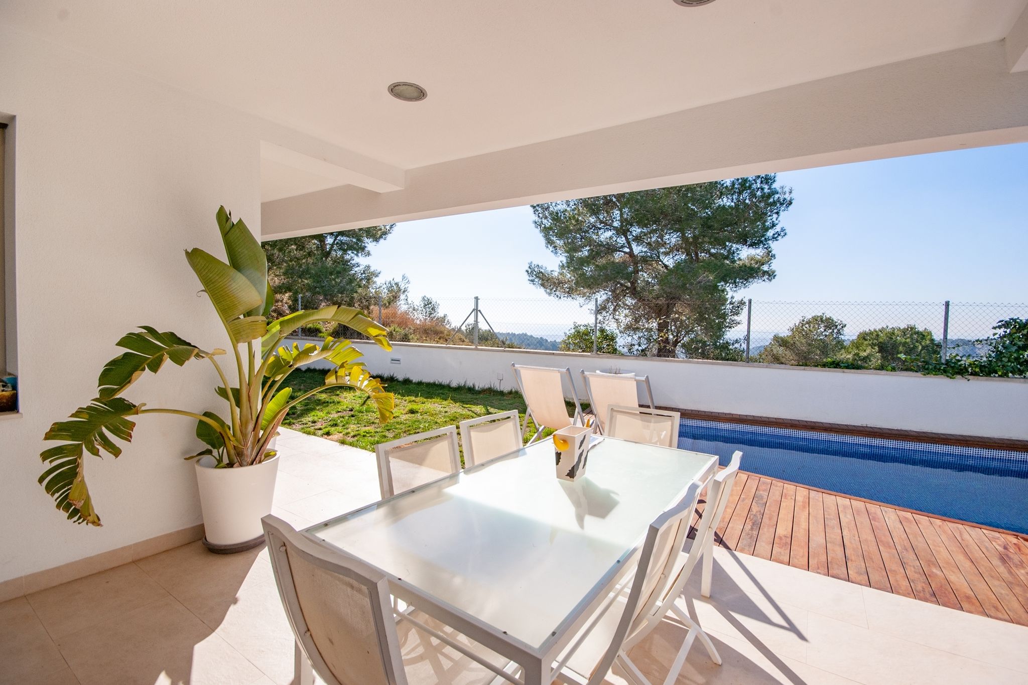 Prachtige villa met zwembad en prachtig uitzicht op zee dichtbij Barcelona