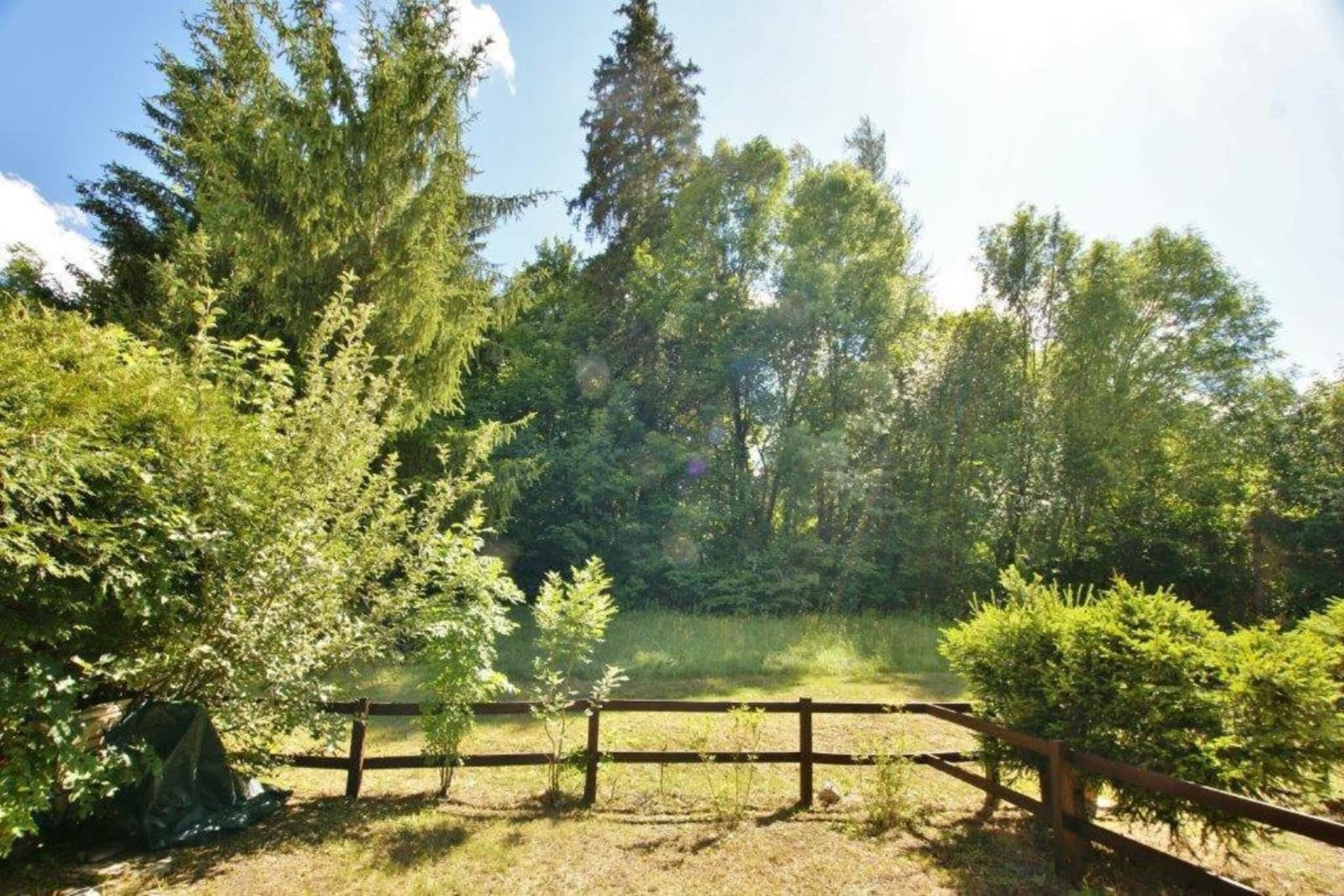 Le Village de Praroustan 1-Areas summer 20km