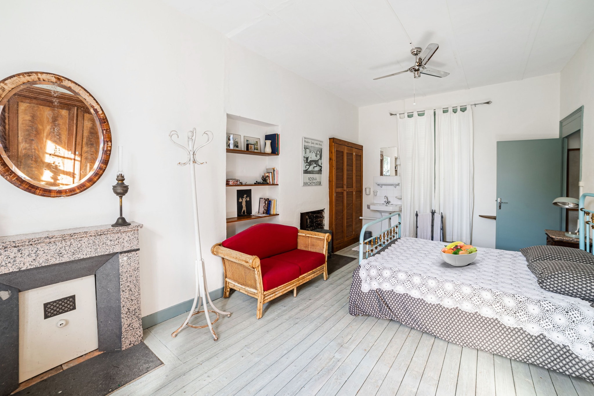 Bed Room