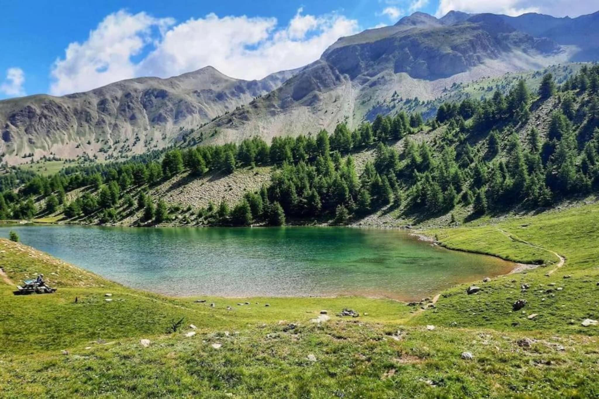 Le Village de Praroustan 4-Areas summer 20km