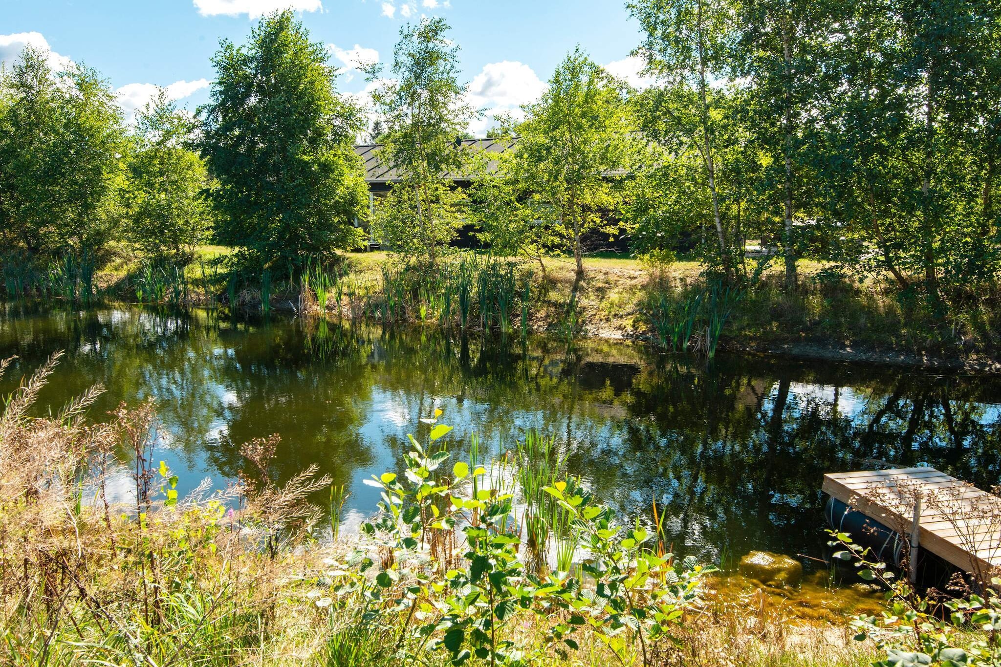 Luxury Lakeside Retreat with Spa-By Traum