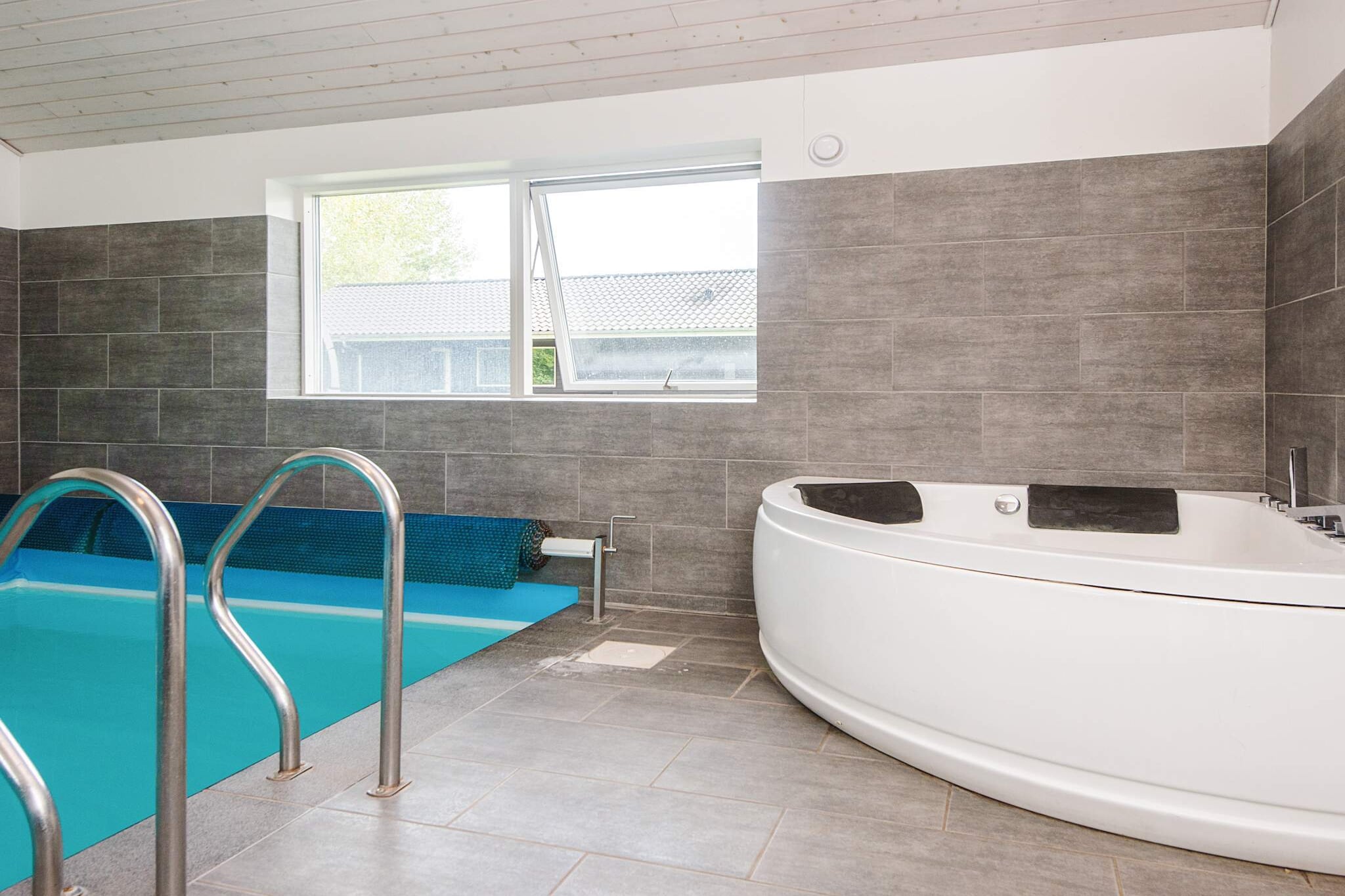 Zomerhuis met zwembad, sauna - Spa